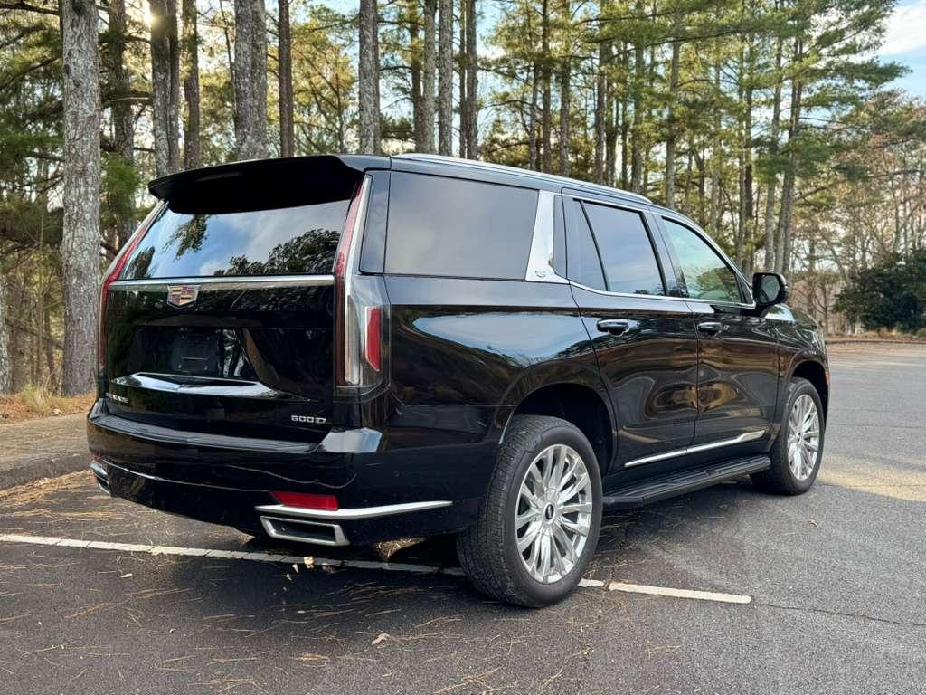 ESCALADE PREMIUM - Thumbnail 3