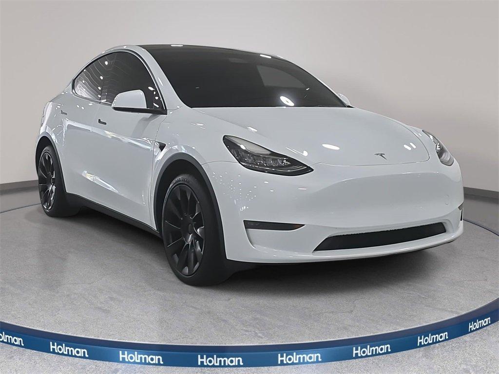 Tesla Model Y Long Range Awd 4D Sport Utility - Thumbnail 9