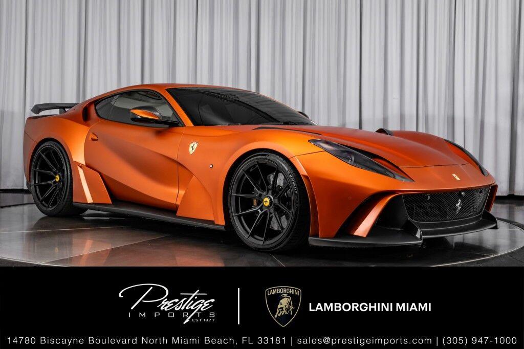 Ferrari 812 Superfast - View 1