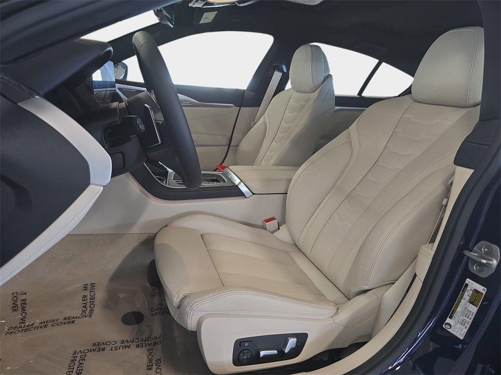 BMW 8 Series 840 Rwd 4D Sedan - Thumbnail 11