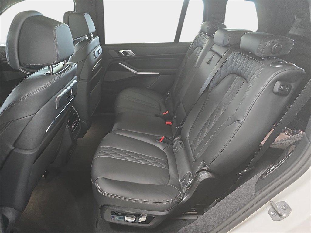 BMW X7 Xdrive40I Awd 4D Sport Utility - Thumbnail 9