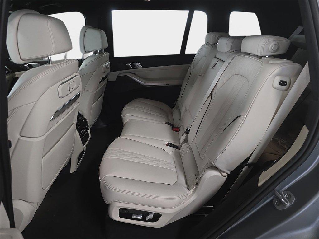 BMW X7 Xdrive40I Awd 4D Sport Utility - Thumbnail 9