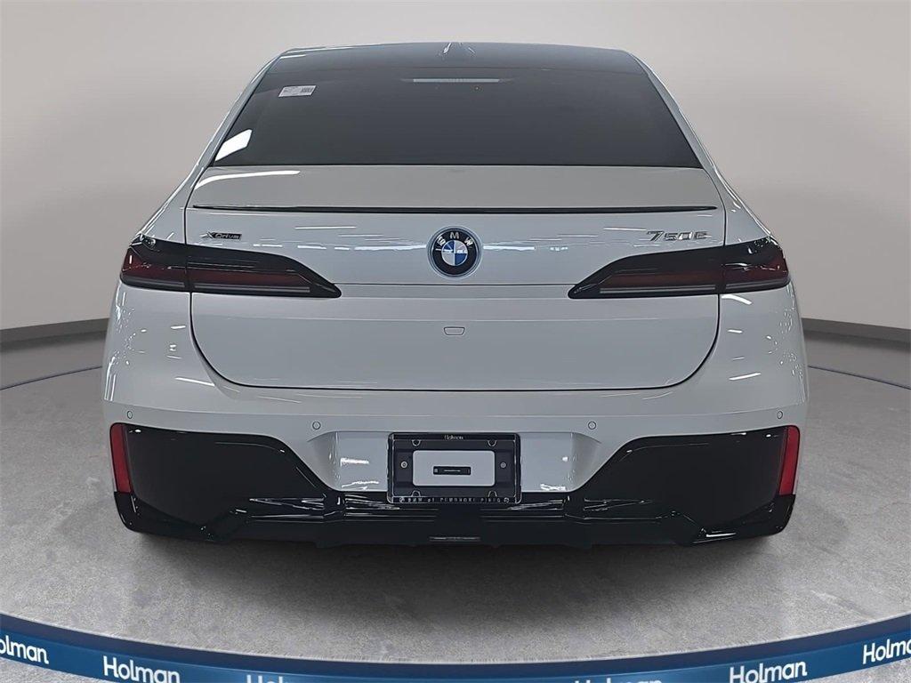 BMW 7 Series 750E Xdrive Awd 4D Sedan - Thumbnail 6