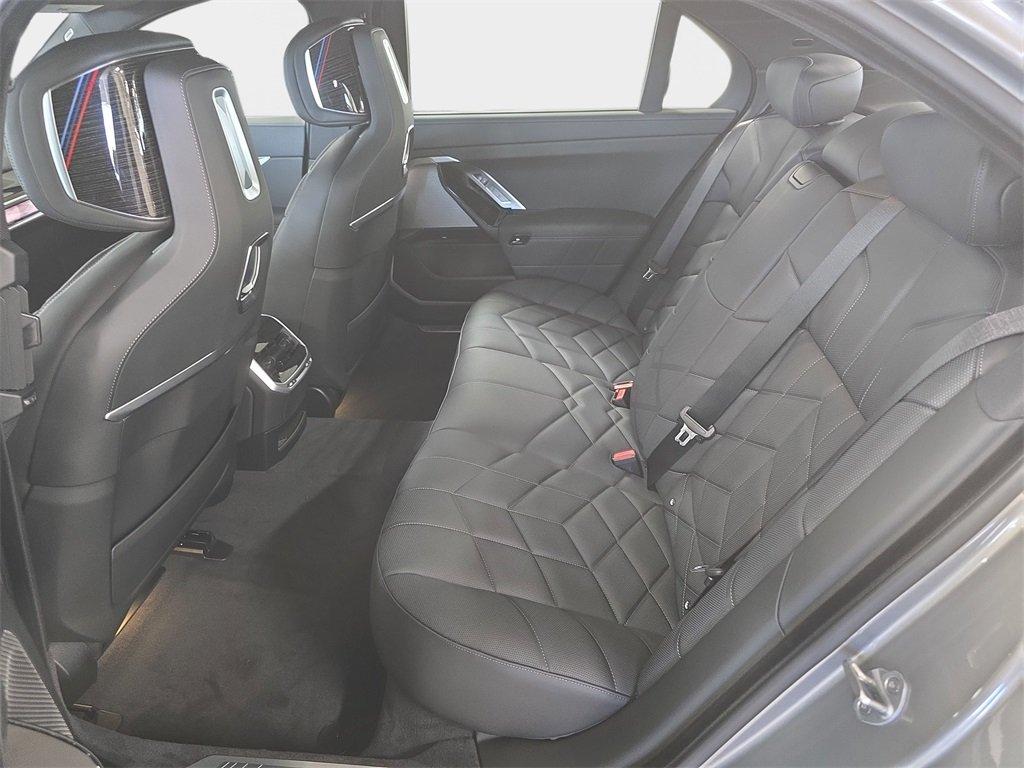 BMW 7 Series 750E Xdrive Awd 4D Sedan - Thumbnail 9