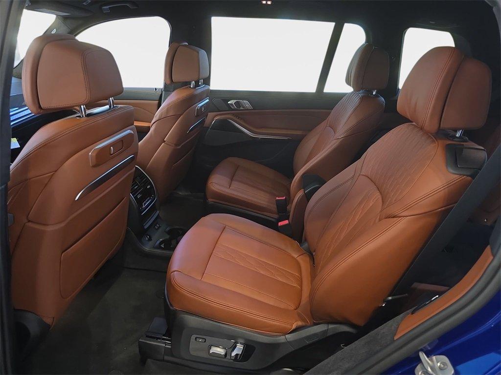 BMW X7 M60I Awd 4D Sport Utility - Thumbnail 9