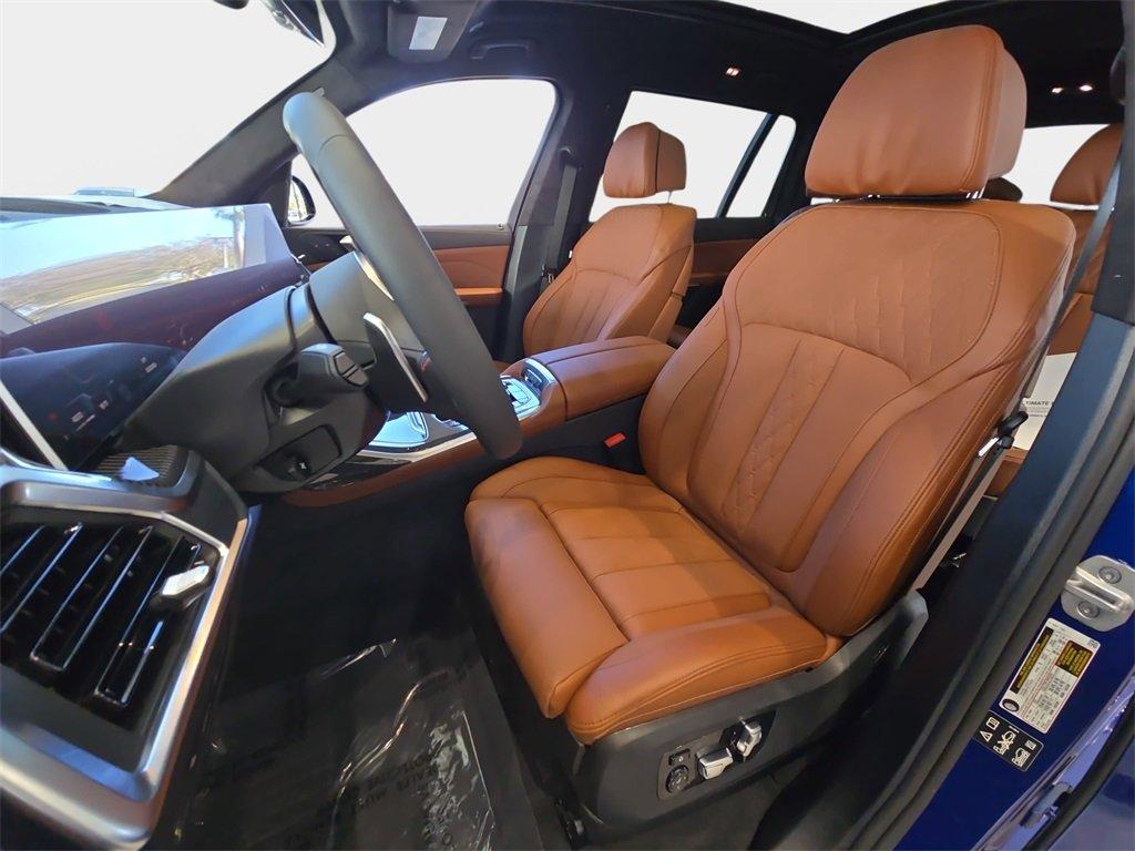 BMW X7 M60I Awd 4D Sport Utility - Thumbnail 11