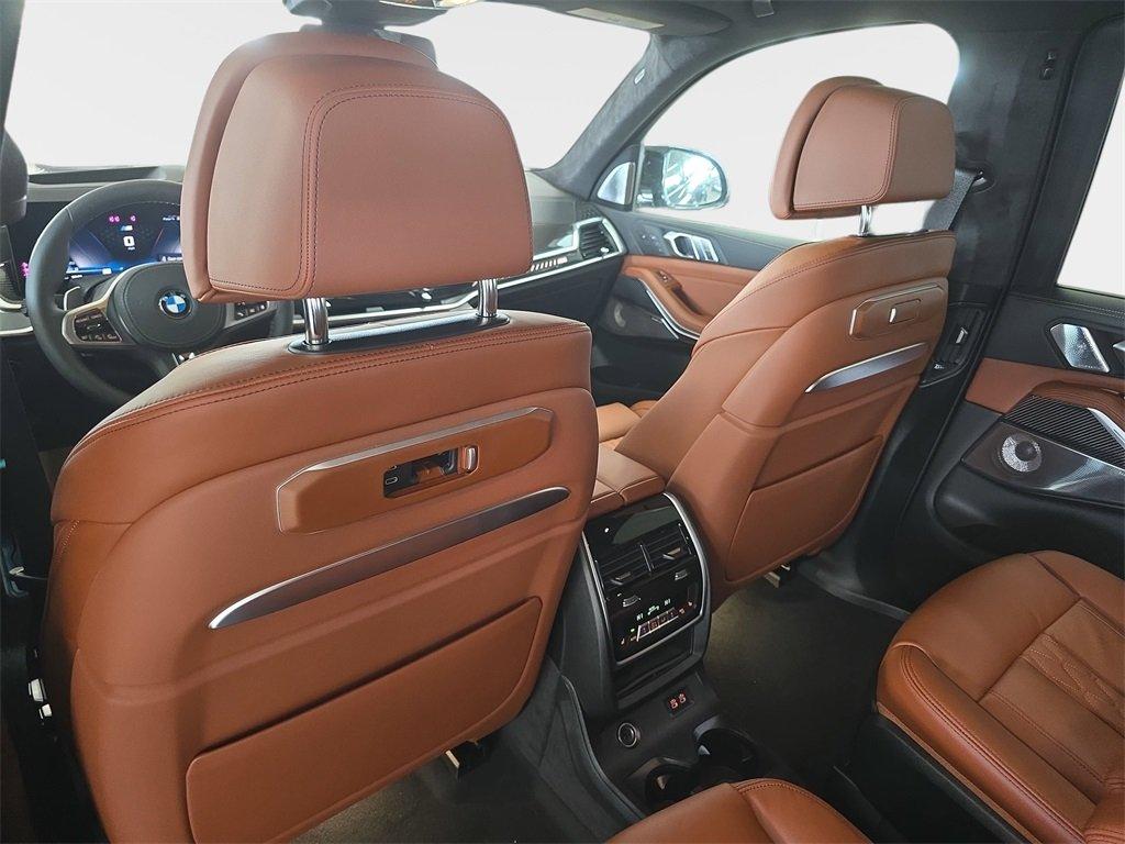 BMW X7 M60I Awd 4D Sport Utility - Thumbnail 10