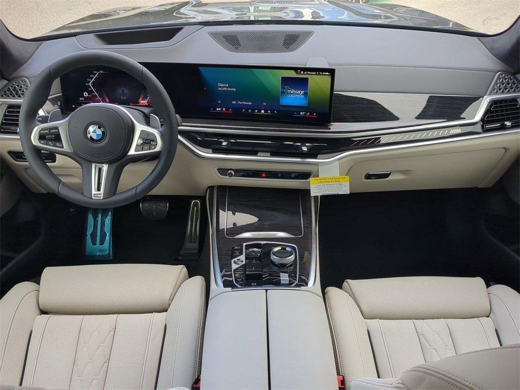 BMW X7 M60I Awd 4D Sport Utility - Thumbnail 16