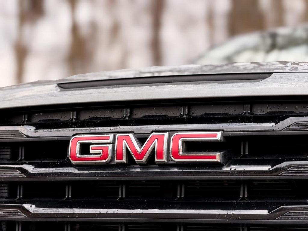 GMC Sierra 1500 V8 4X4 - Thumbnail 7