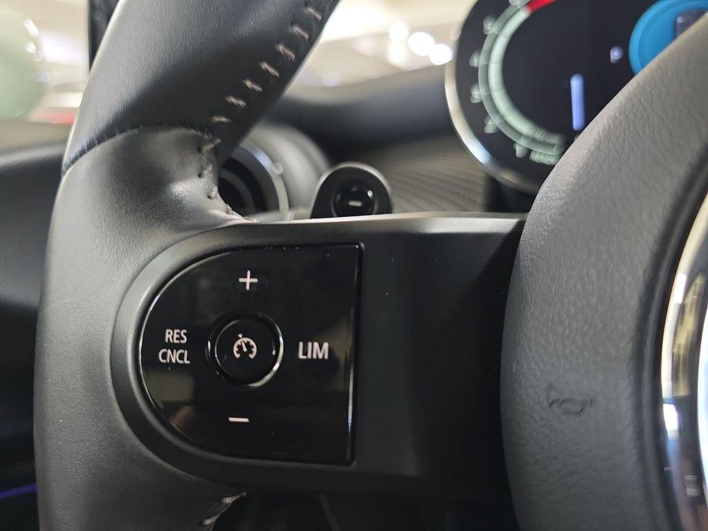 MINI Cooper S Iconic Fwd 2D Hatchback - Thumbnail 19