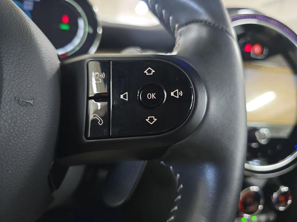 MINI Cooper S Iconic Fwd 2D Hatchback - Thumbnail 20