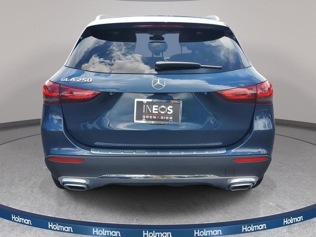 Mercedes-Benz Gla 250 Fwd 4D Sport Utility - Thumbnail 9