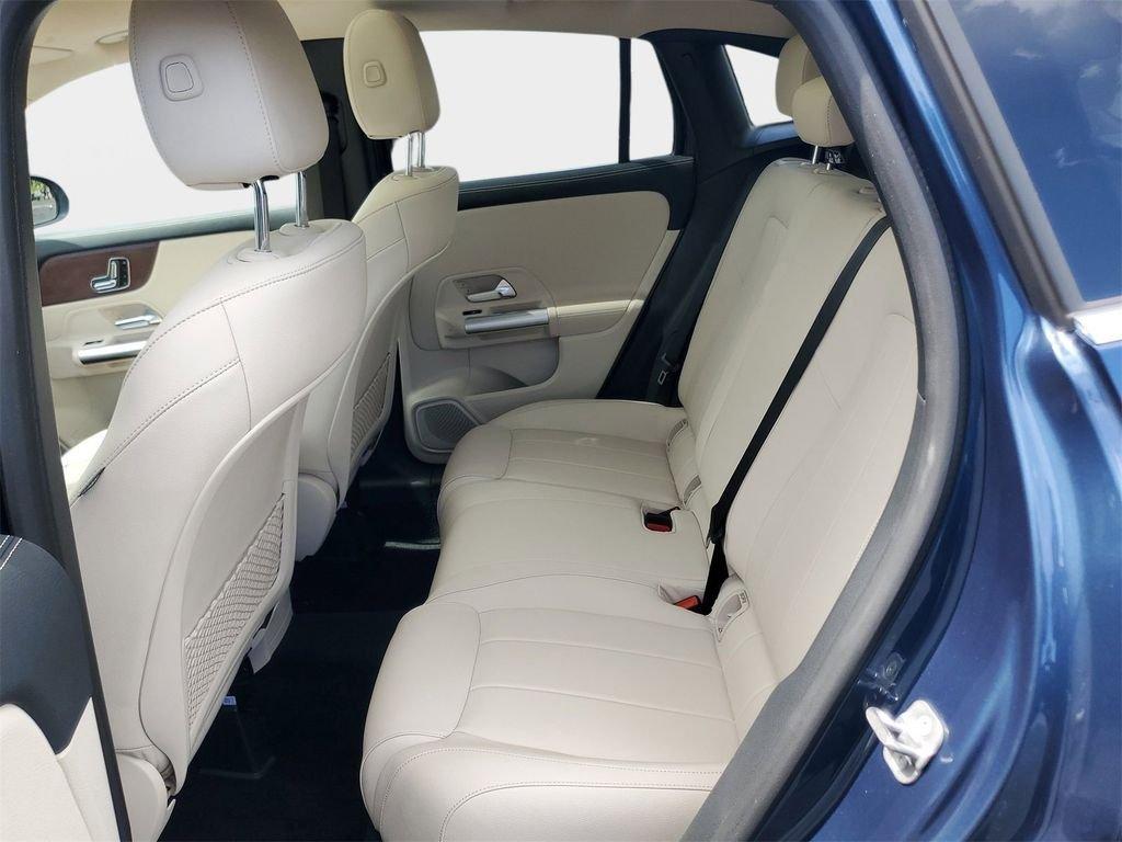 Mercedes-Benz Gla 250 Fwd 4D Sport Utility - Thumbnail 19