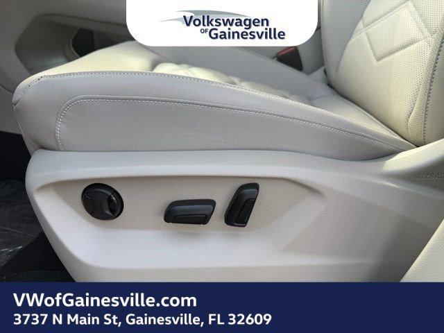 Volkswagen Atlas 2.0T Se Fwd Sport Utility - Thumbnail 13