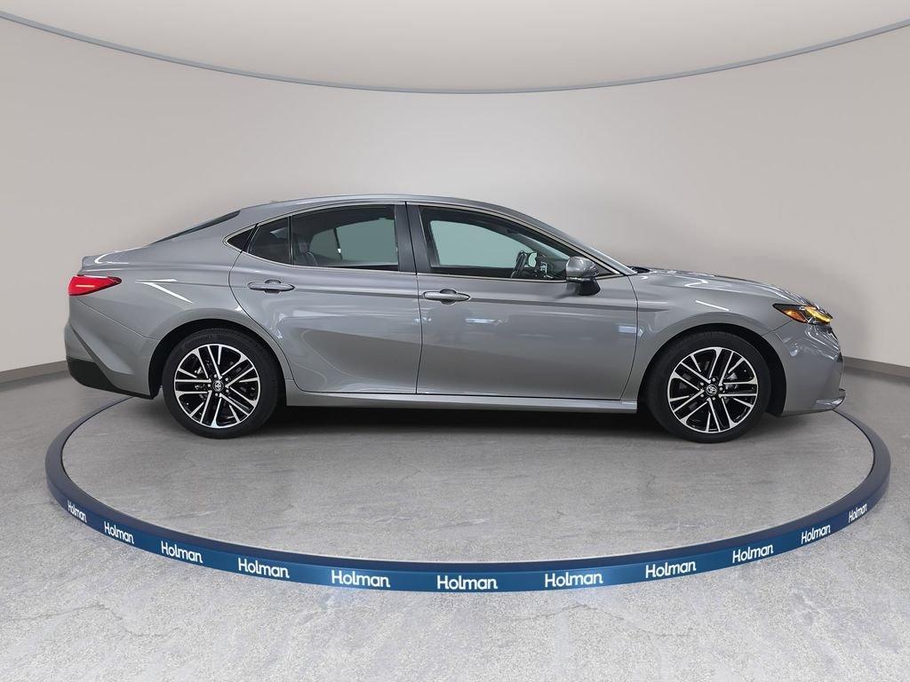 Toyota Camry Xle Fwd 4D Sedan - Thumbnail 7