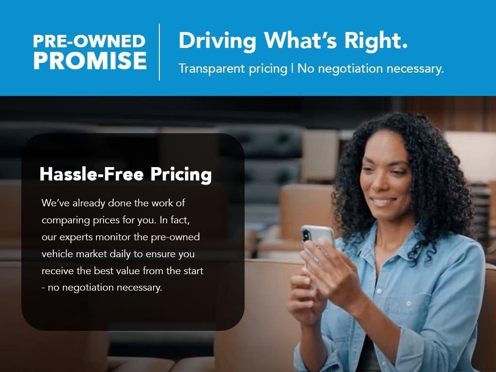 Porsche Macan Awd 4D Sport Utility - Thumbnail 3