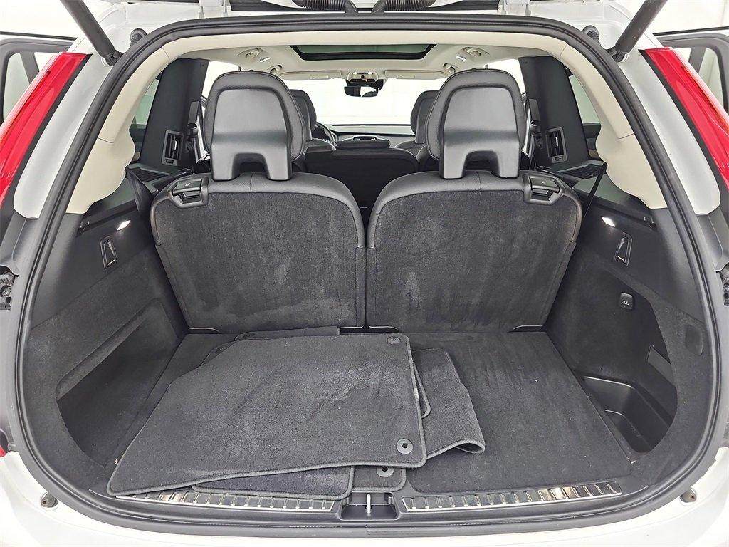 Volvo Xc90 T5 Momentum Awd 4D Sport Utility - Thumbnail 15