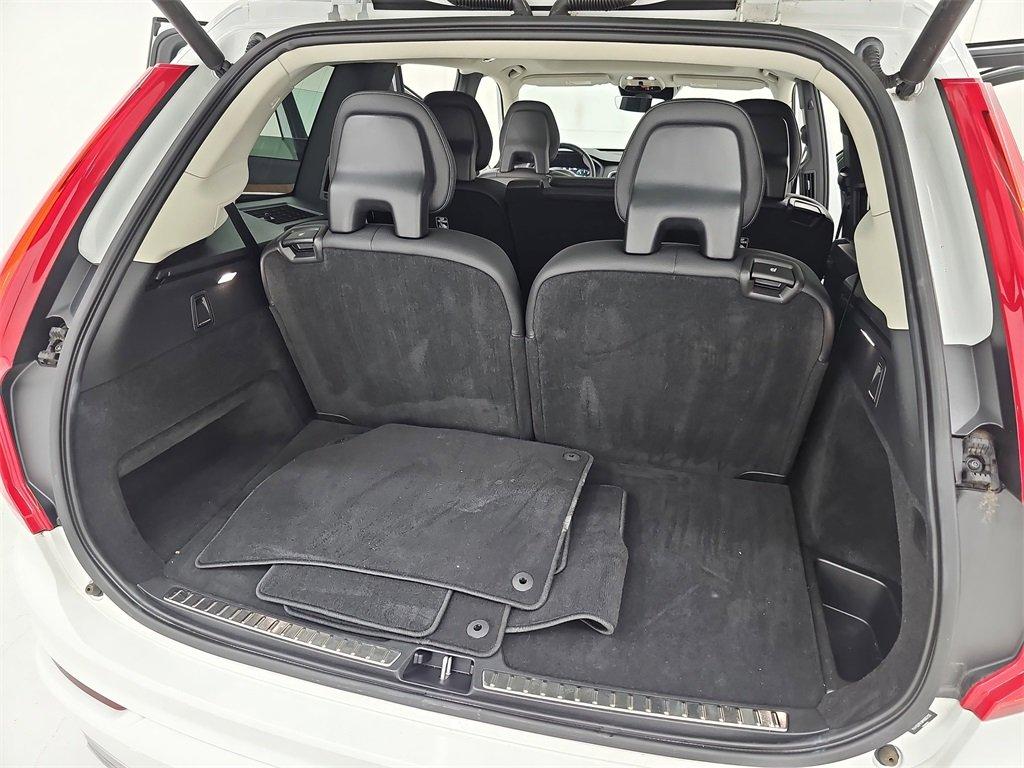 Volvo Xc90 T5 Momentum Awd 4D Sport Utility - Thumbnail 19