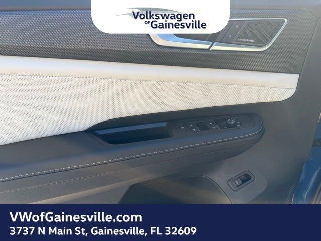 Volkswagen Atlas Cross Sport 2.0T Sel Premium R-Line With Navigation & Awd - Thumbnail 13