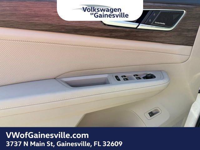 Volkswagen Atlas 2.0T Sel Premium R-Line With Navigation & Awd - Thumbnail 13