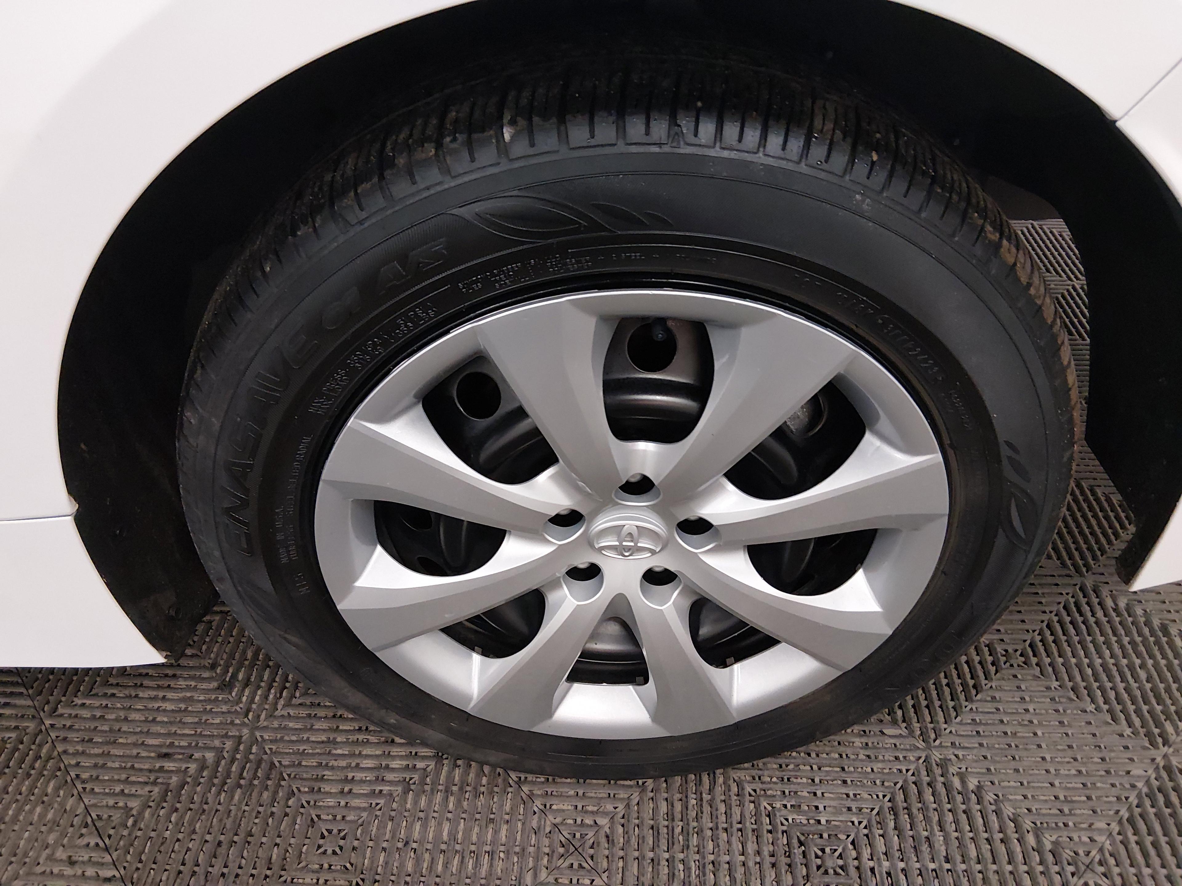 Toyota Corolla Le Cvt - Thumbnail 10