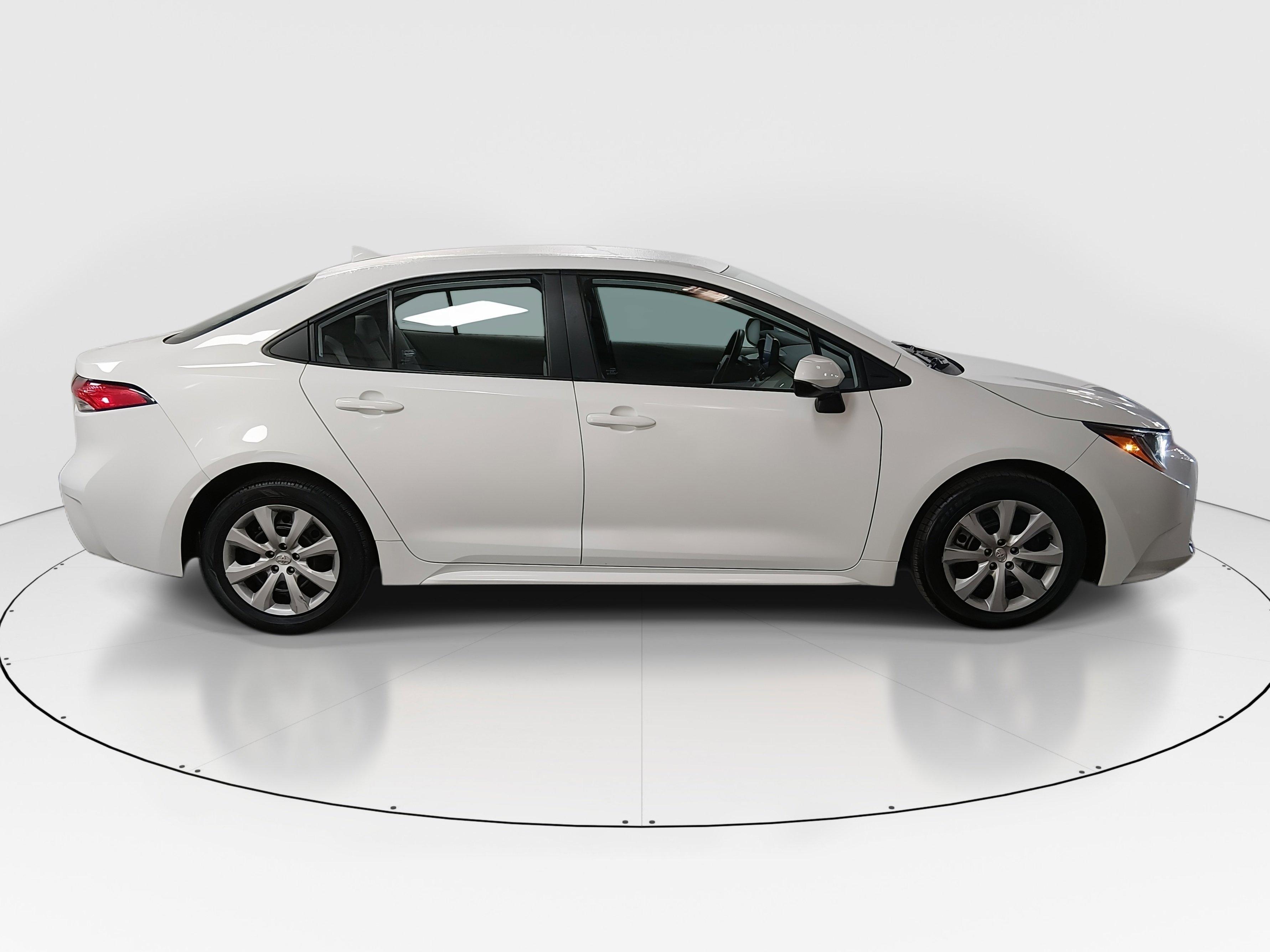 Toyota Corolla Le Cvt - Thumbnail 8