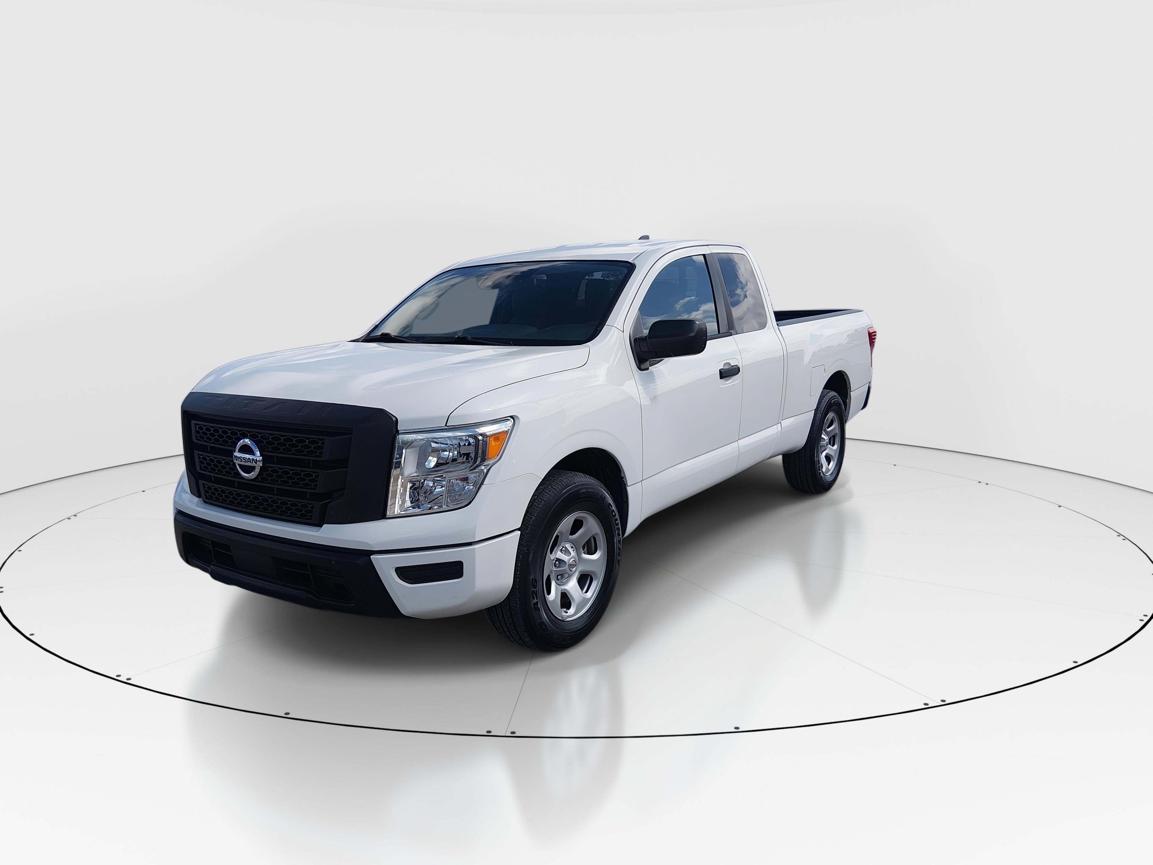 Nissan Titan 4X2 King Cab S - Thumbnail 3