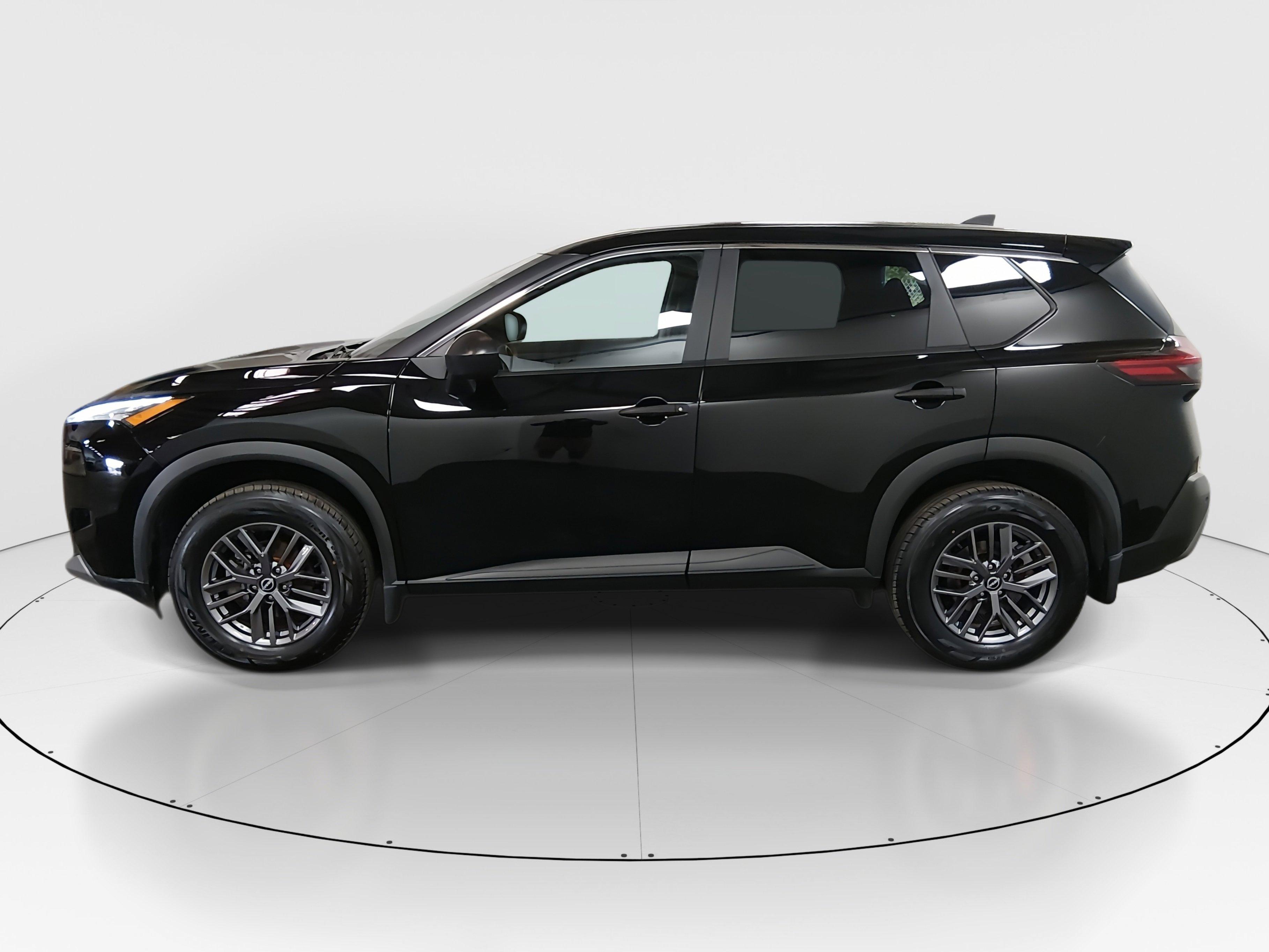 Nissan Rogue Awd S - Thumbnail 4