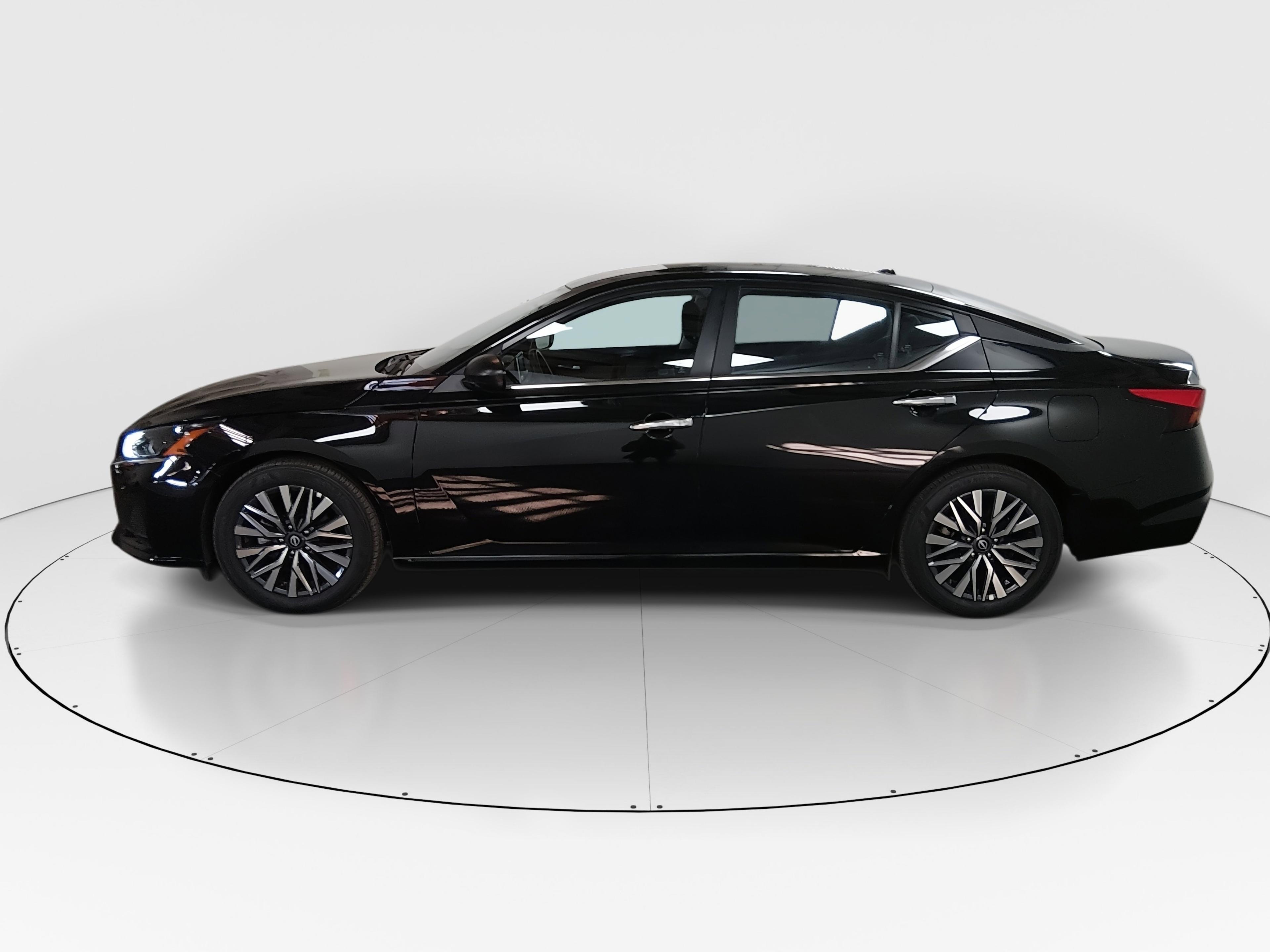 Nissan Altima Sv Fwd - Thumbnail 4