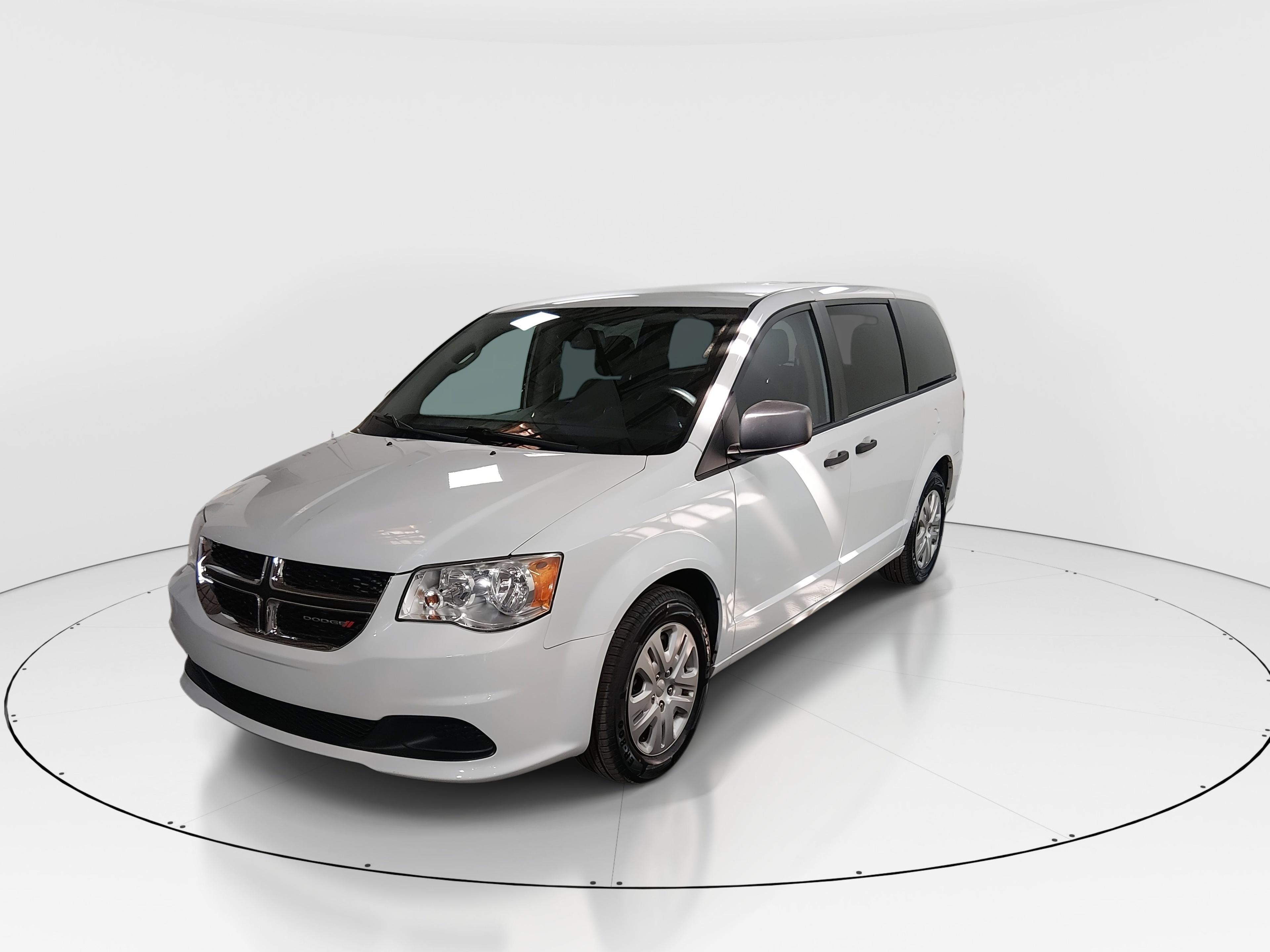 Dodge Grand Caravan - Thumbnail 3