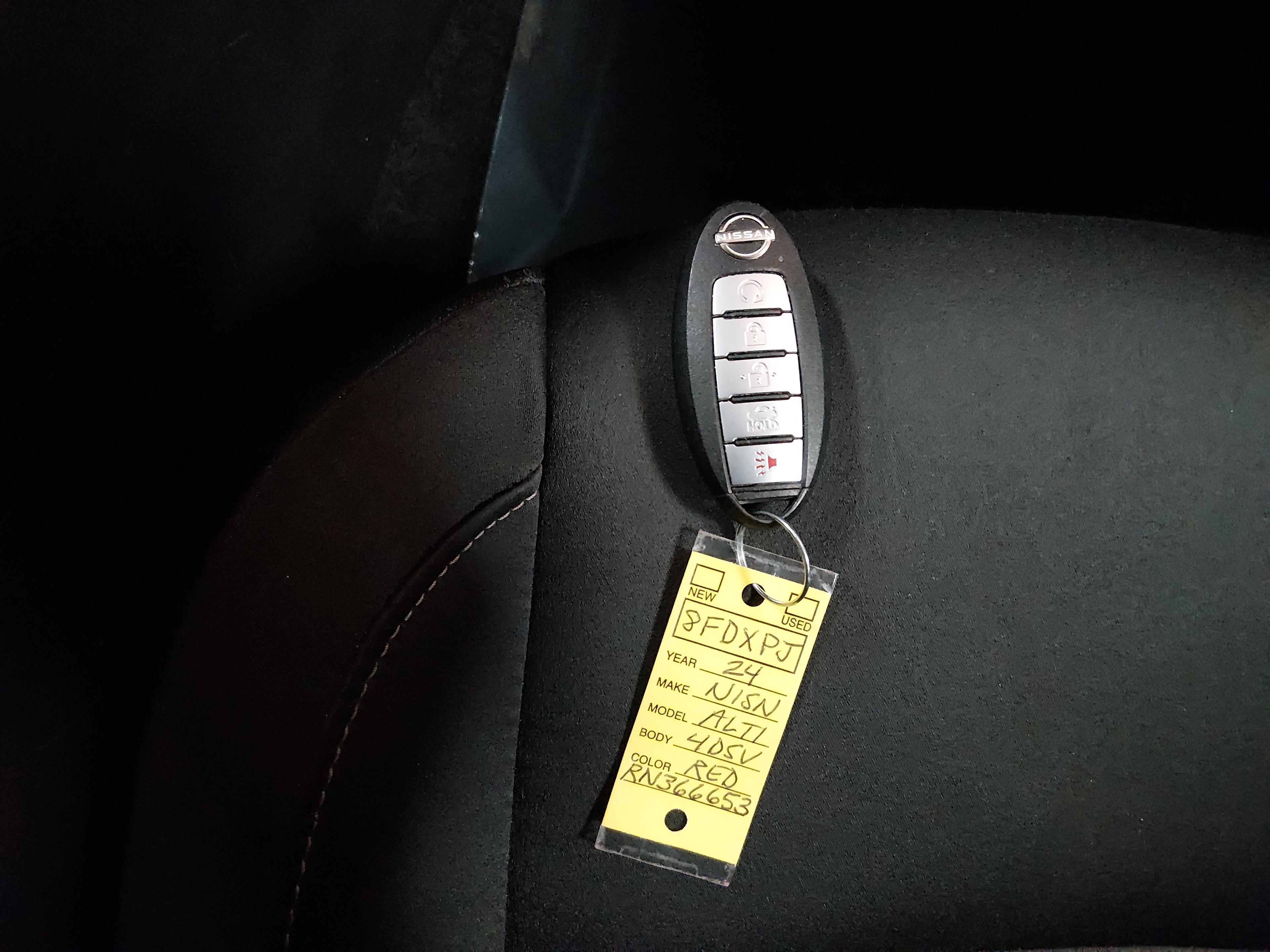 Nissan Altima 2.5 Sv Sedan - Thumbnail 15