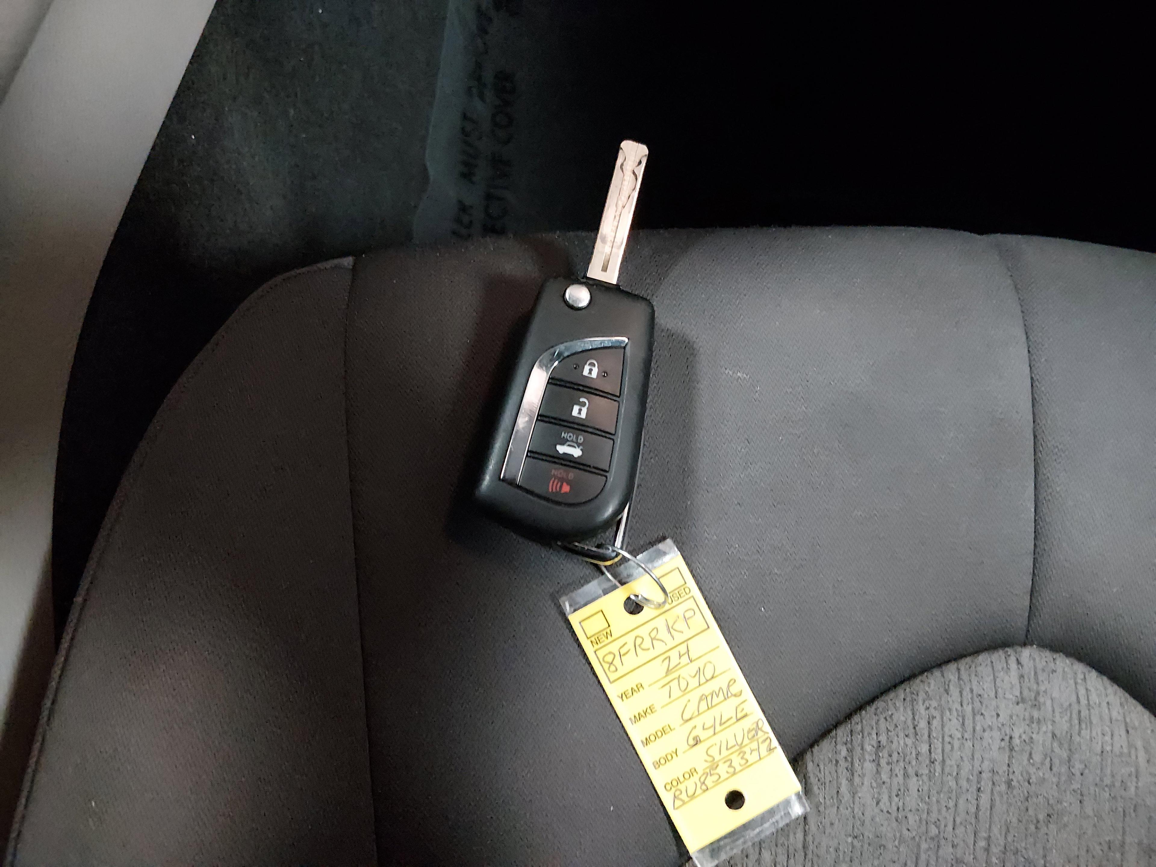 Toyota Camry Le Auto - Thumbnail 15