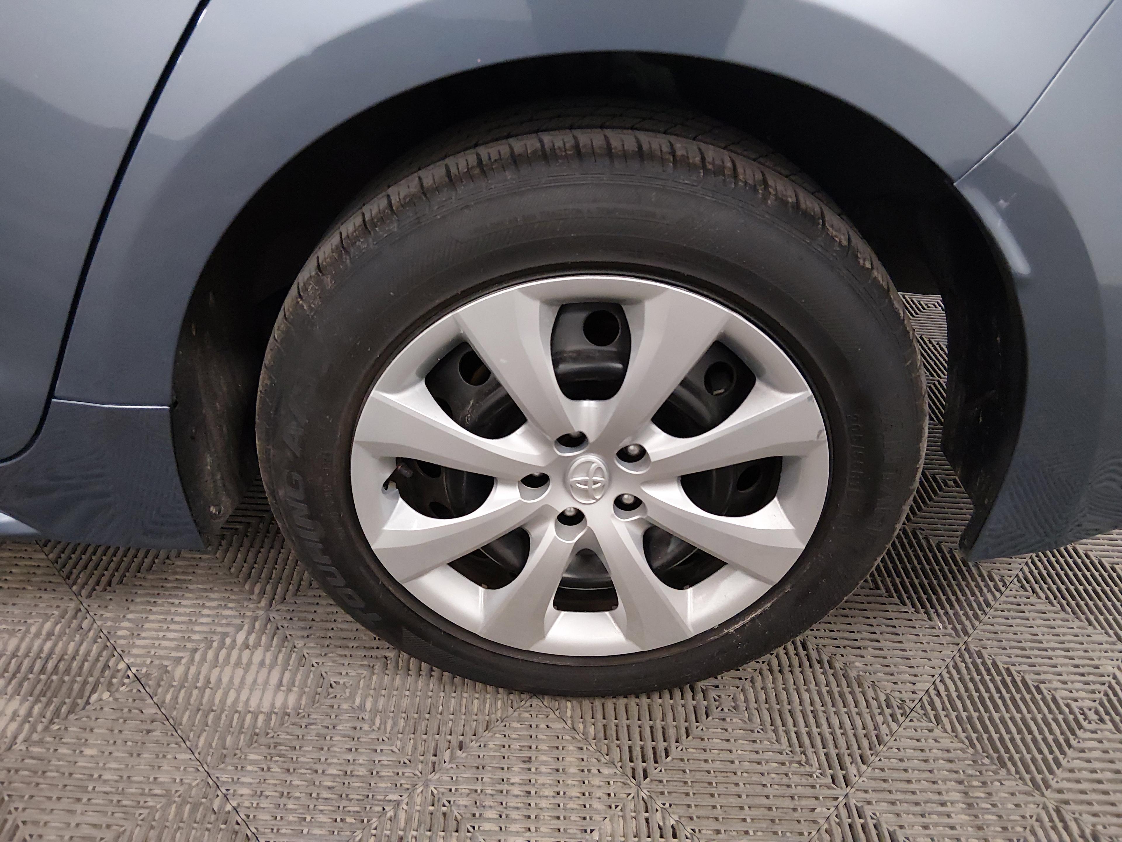 Toyota Corolla Le Cvt - Thumbnail 10