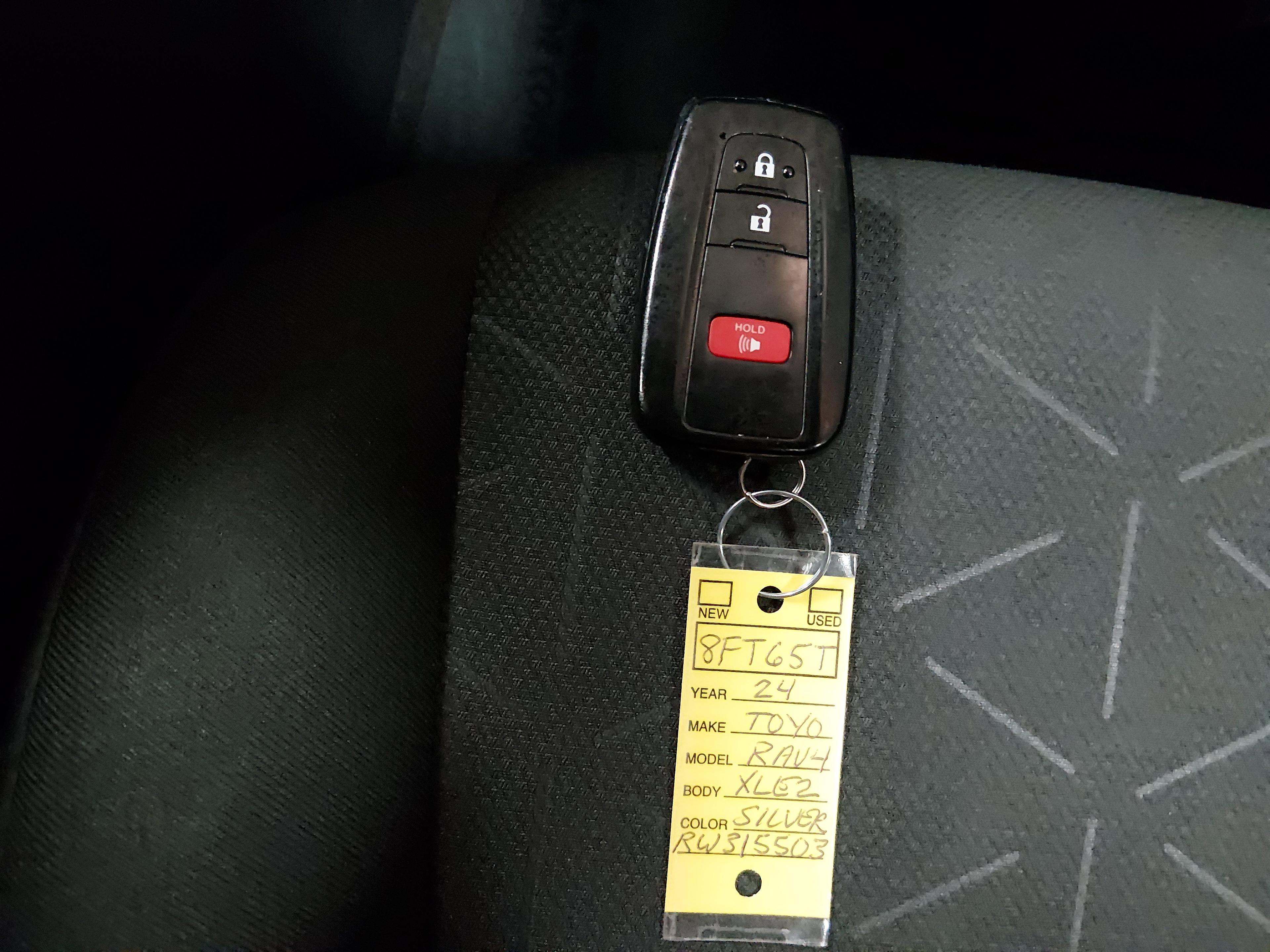 Toyota Rav4 Xle Fwd - Thumbnail 15