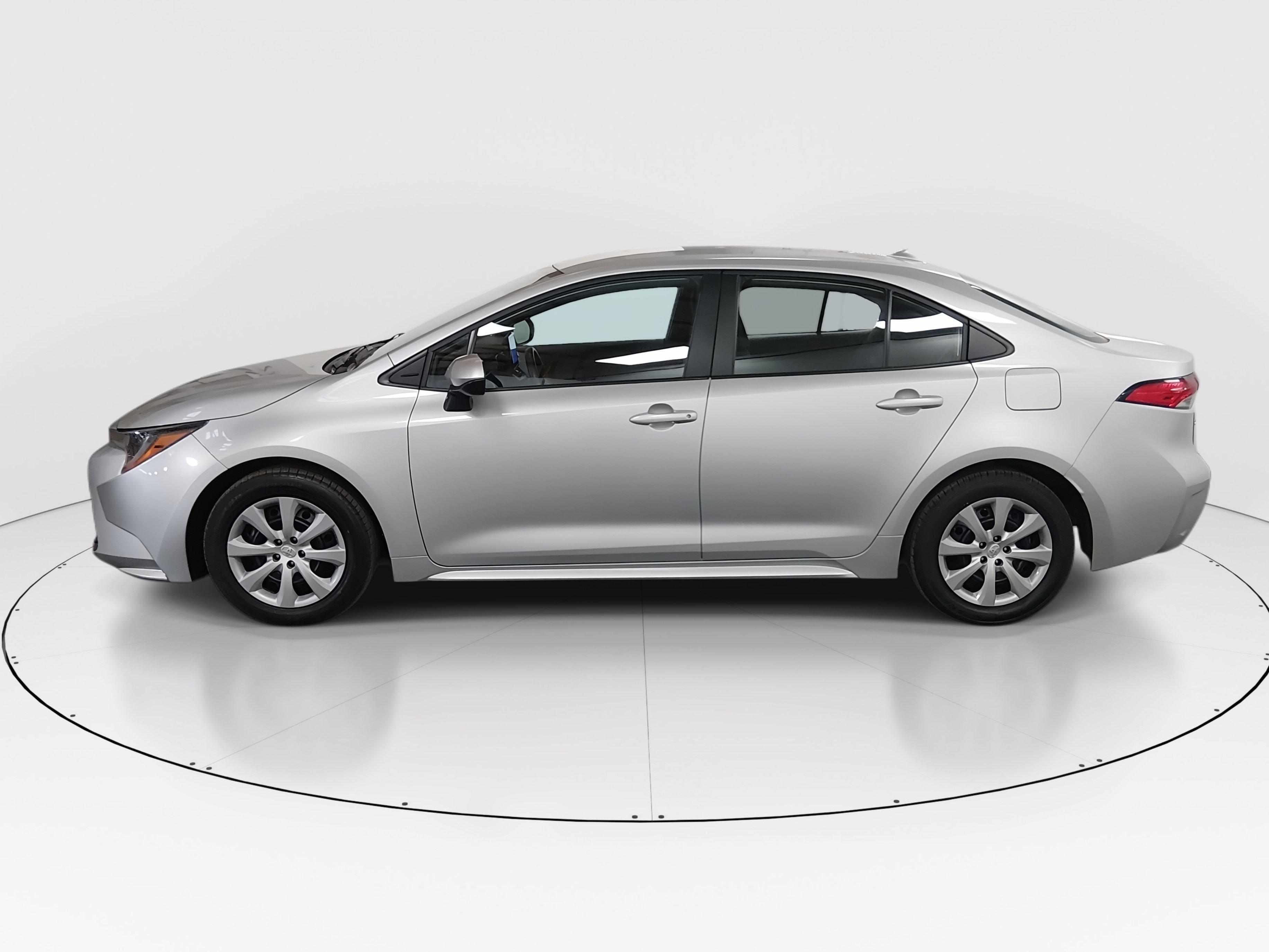 Toyota Corolla Le Cvt - Thumbnail 4