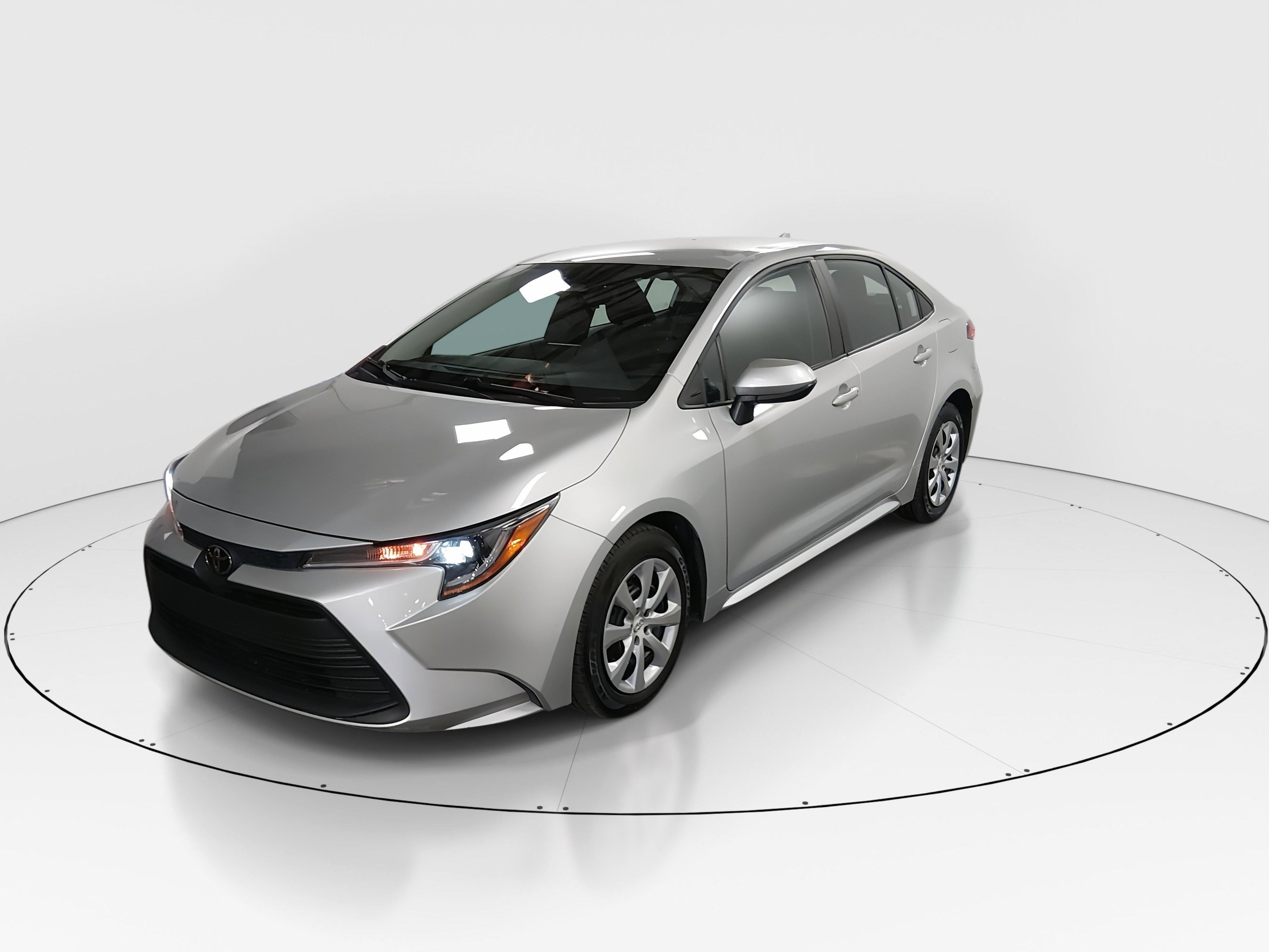 Toyota Corolla Le Cvt - Thumbnail 3