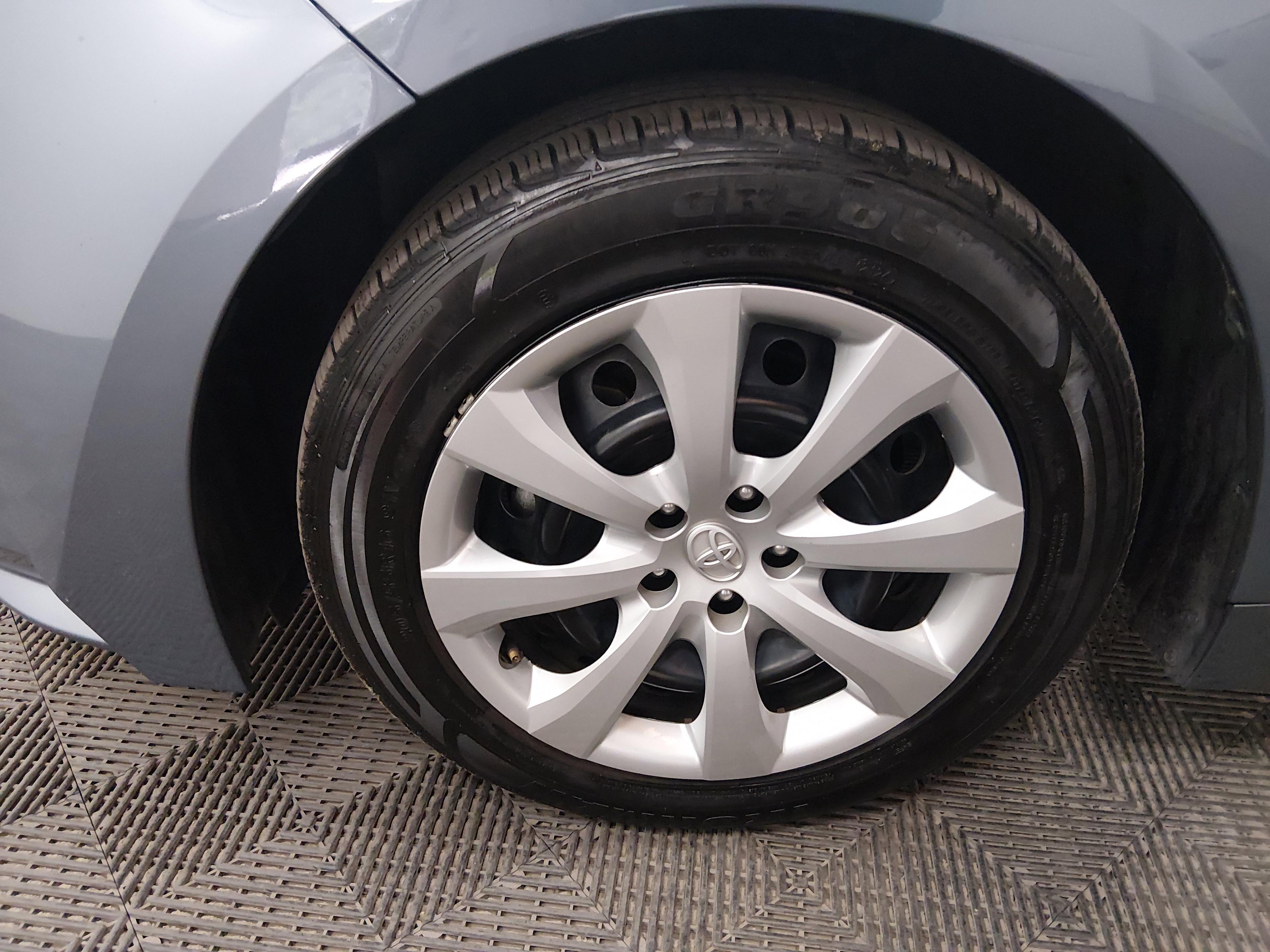 Toyota Corolla Le Cvt - Thumbnail 10