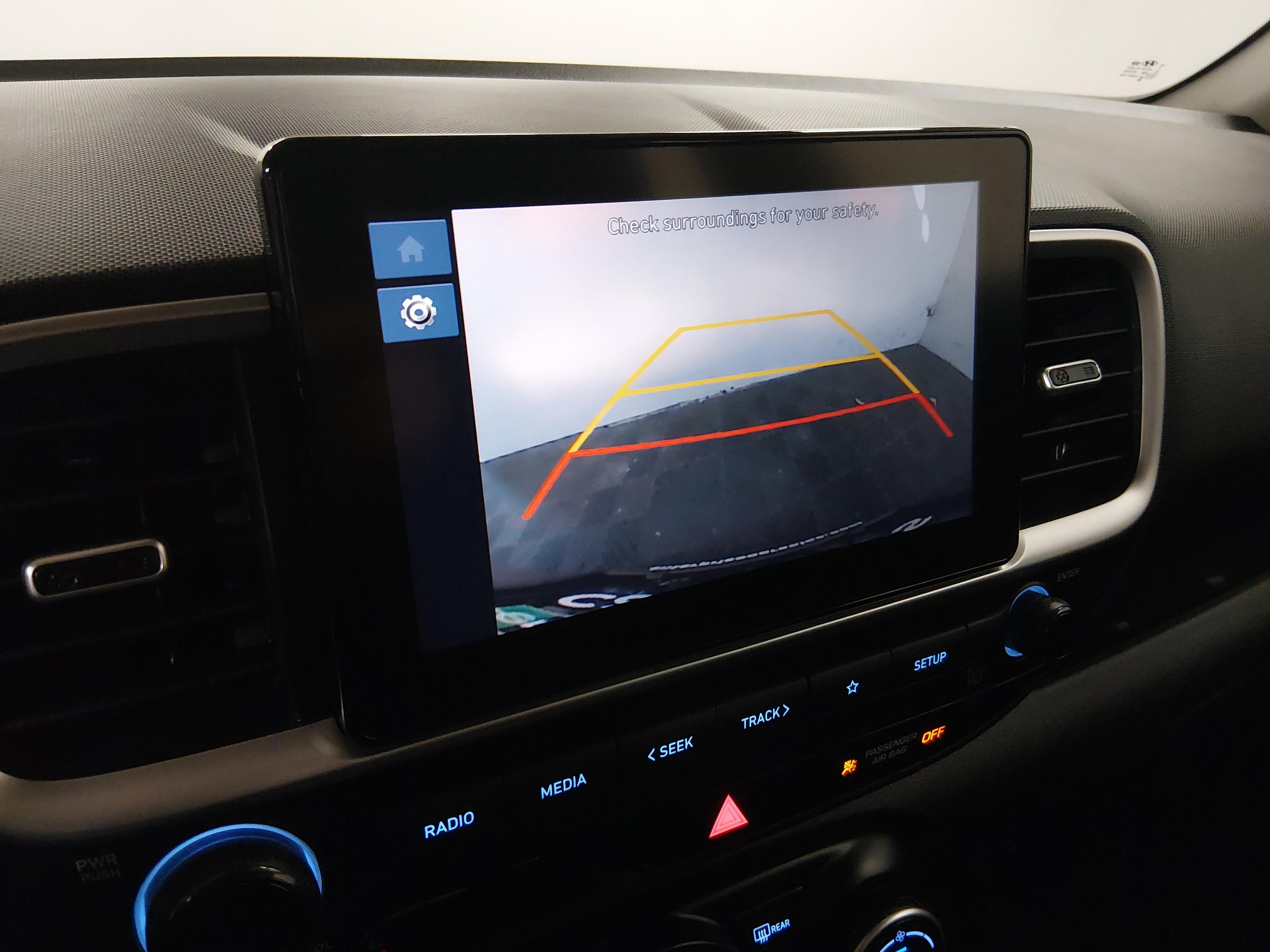 Hyundai Venue Sel Ivt - Thumbnail 16