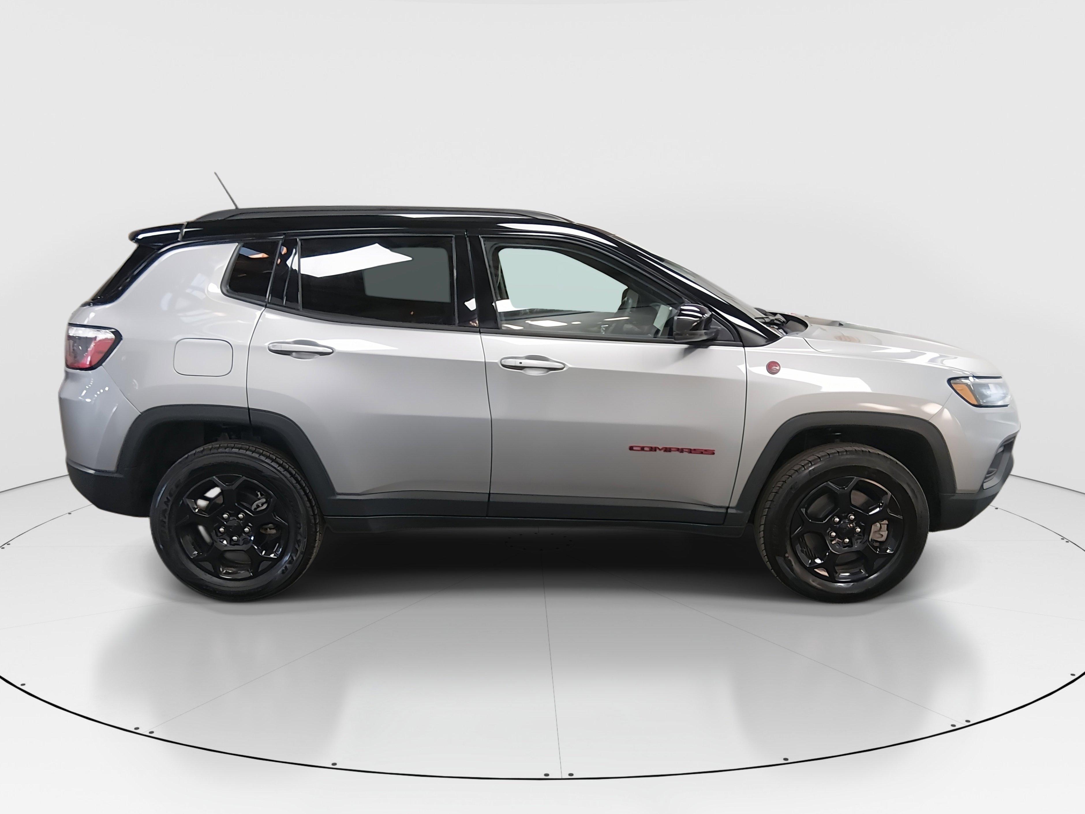 Jeep Compass Trailhawk 4X4 - Thumbnail 8