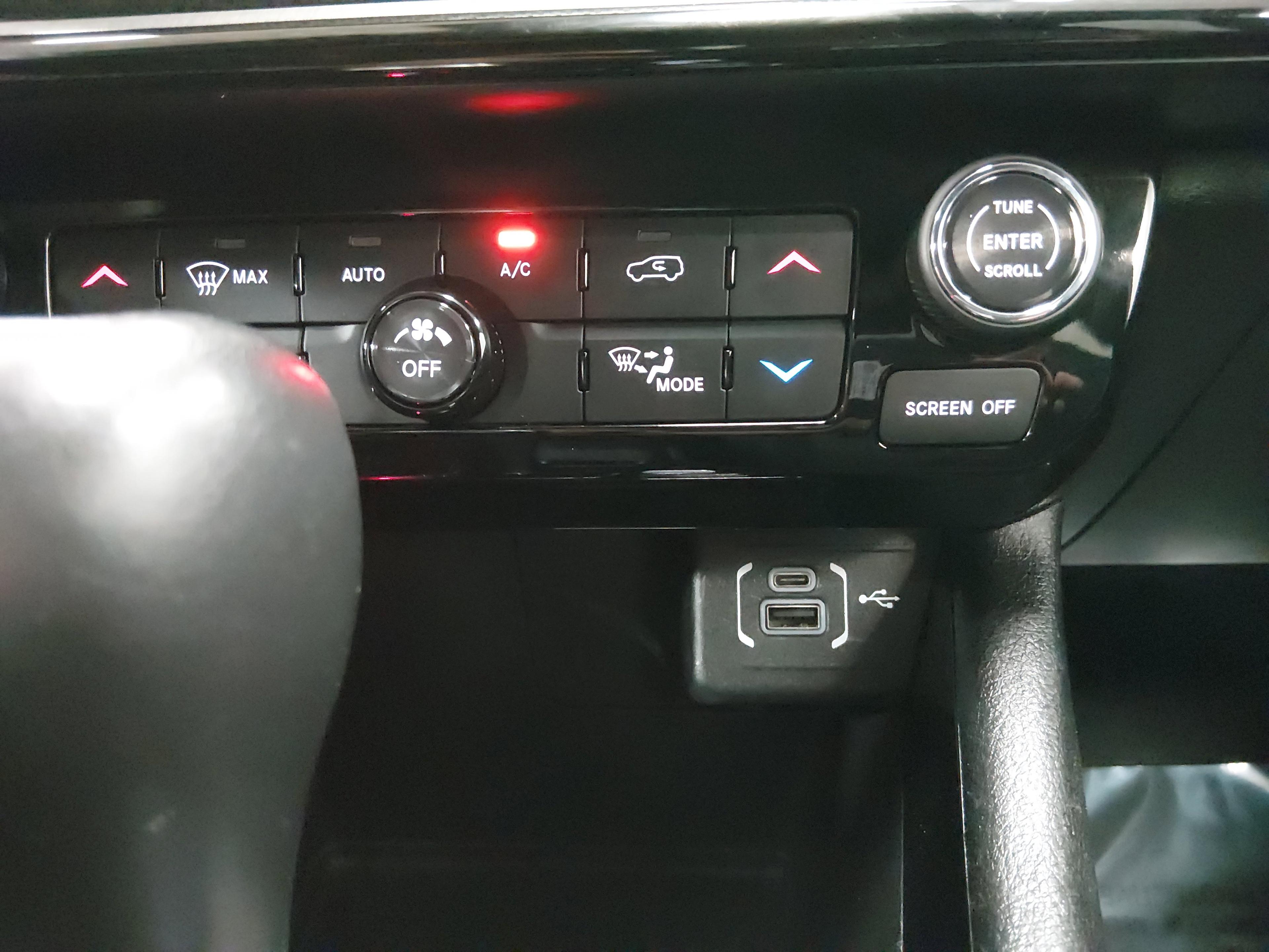 Jeep Compass Trailhawk 4X4 - Thumbnail 20