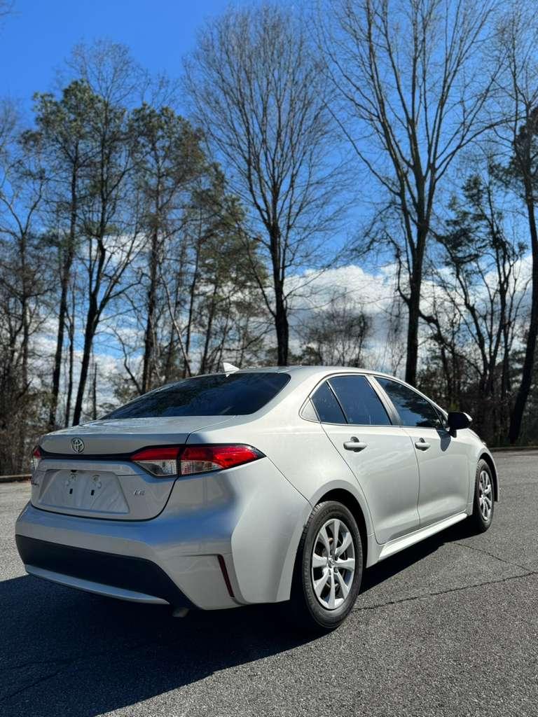 Toyota Corolla - Thumbnail 6