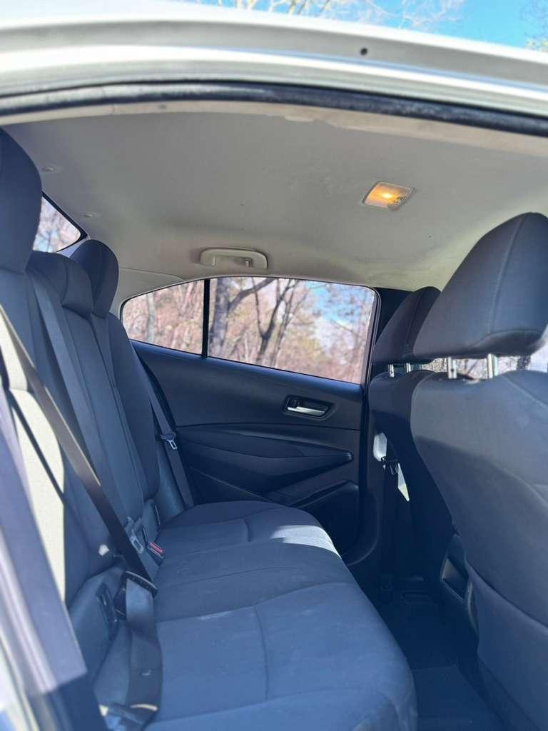 Toyota Corolla - Thumbnail 7