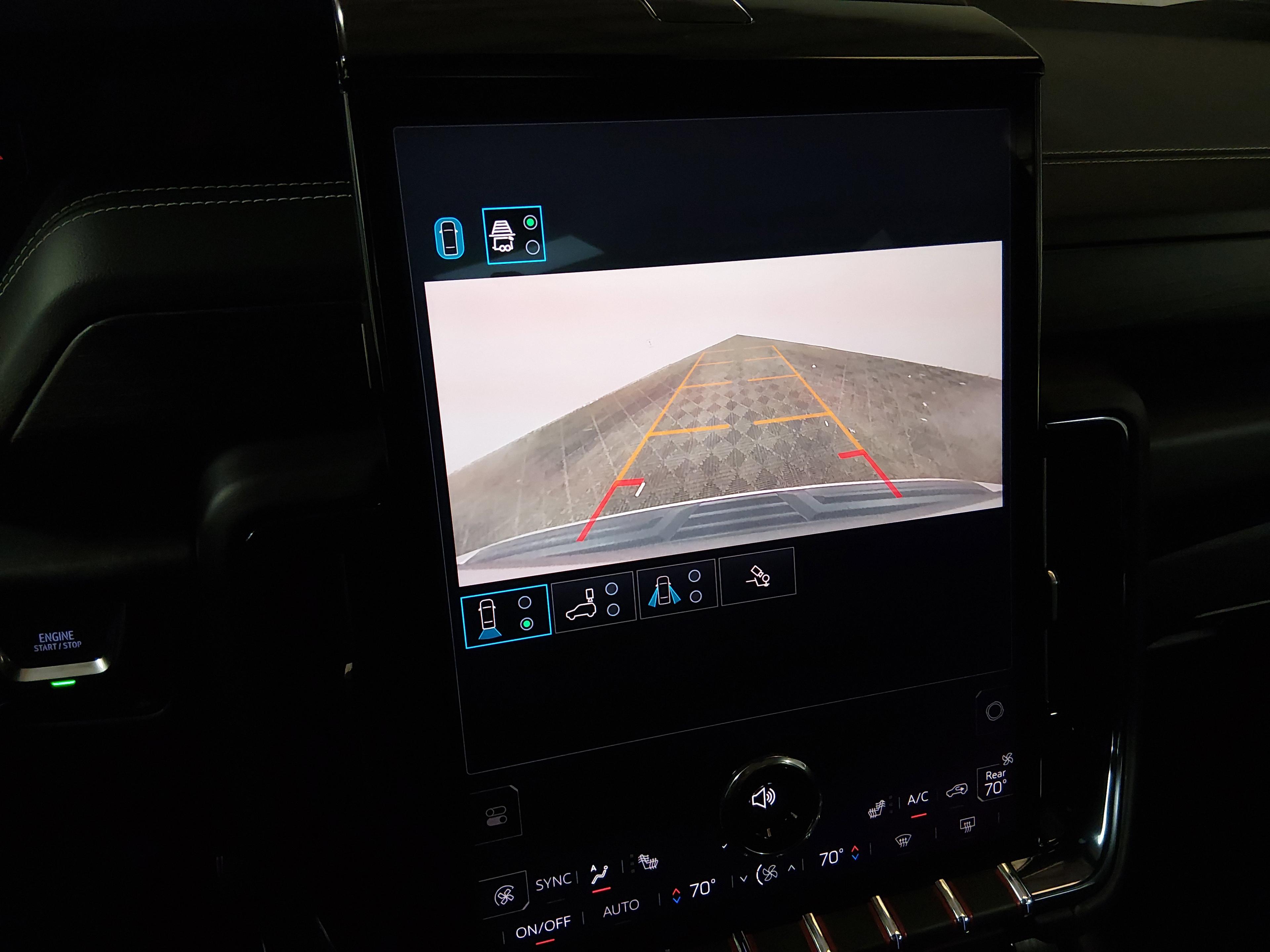 GMC Yukon Xl 4Wd 4Dr At4 Ultimate - Thumbnail 17