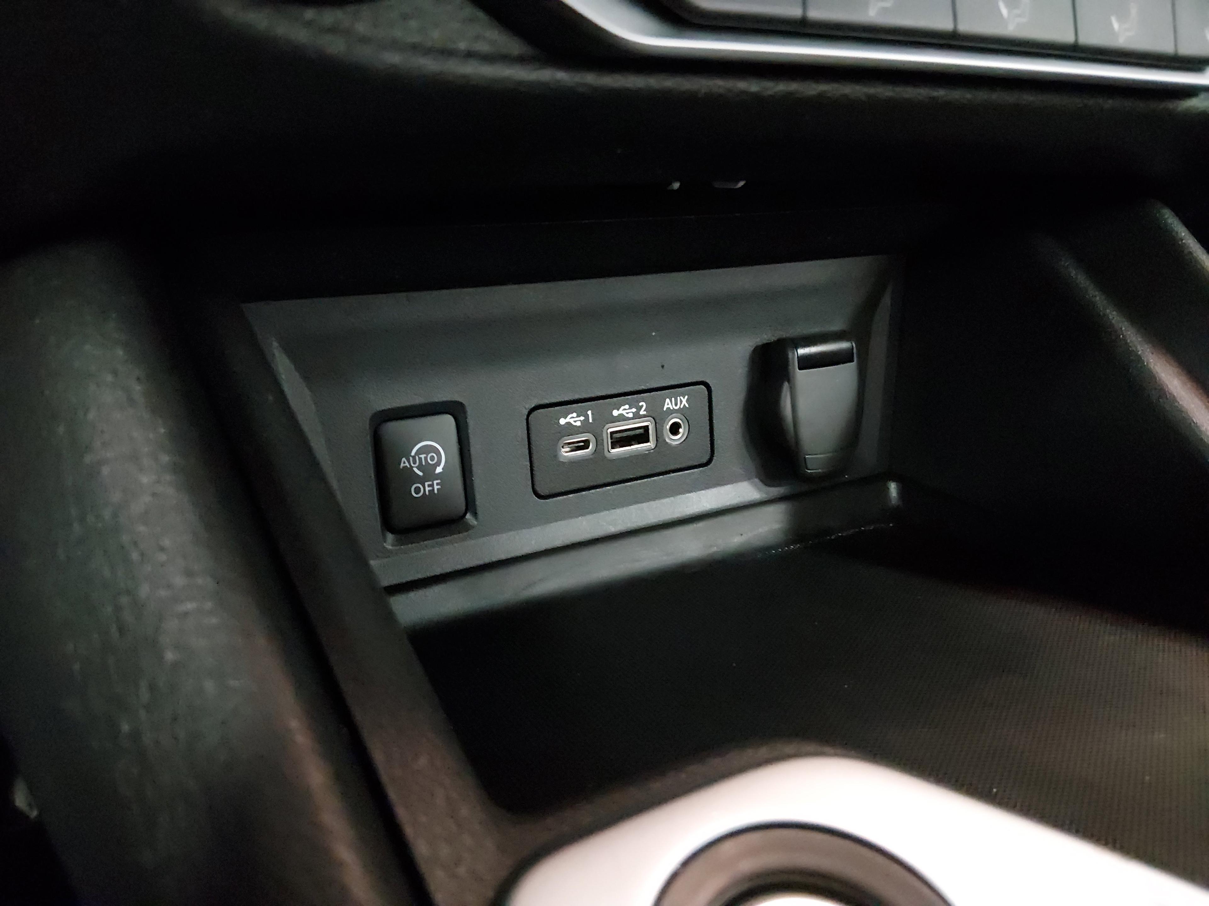 Nissan Sentra Sv Cvt - Thumbnail 17