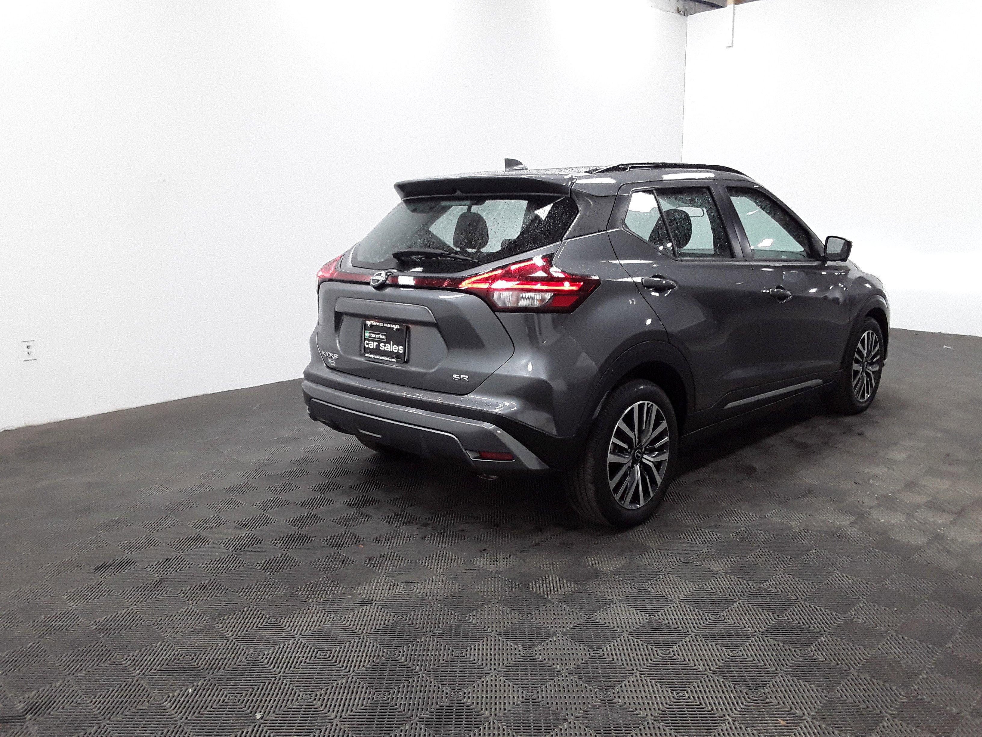 Nissan Kicks Sr Fwd - Thumbnail 2