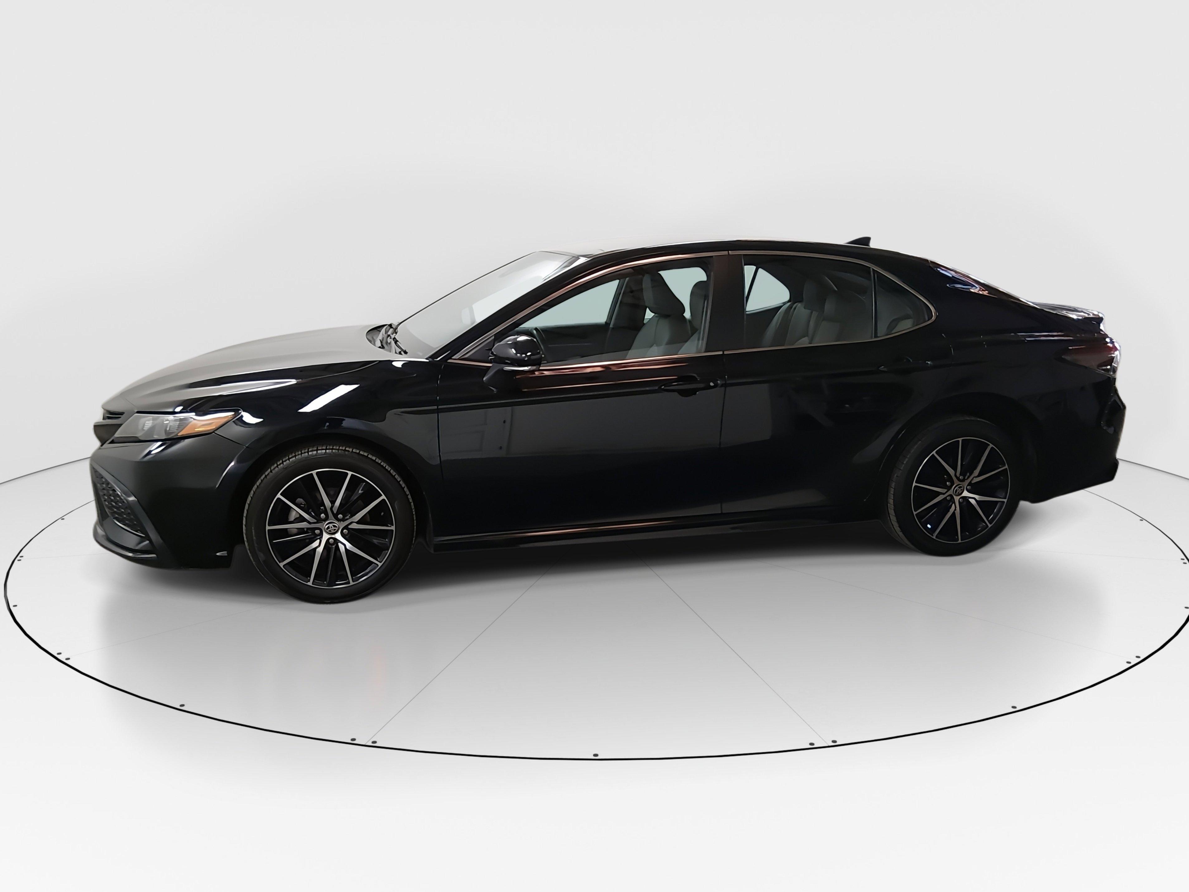 Toyota Camry Se Auto - Thumbnail 4