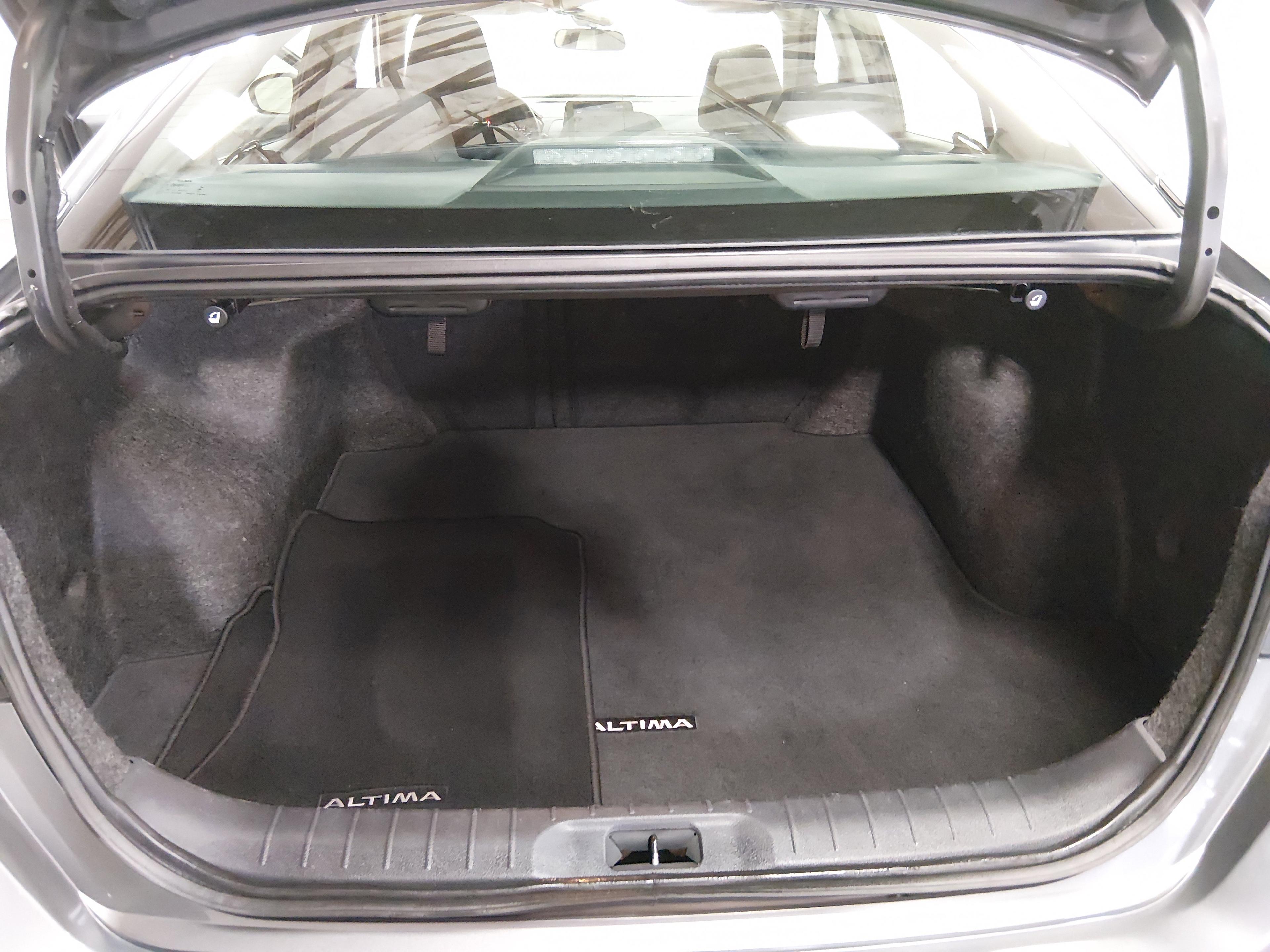 Nissan Altima 2.5 Sv Sedan - Thumbnail 11