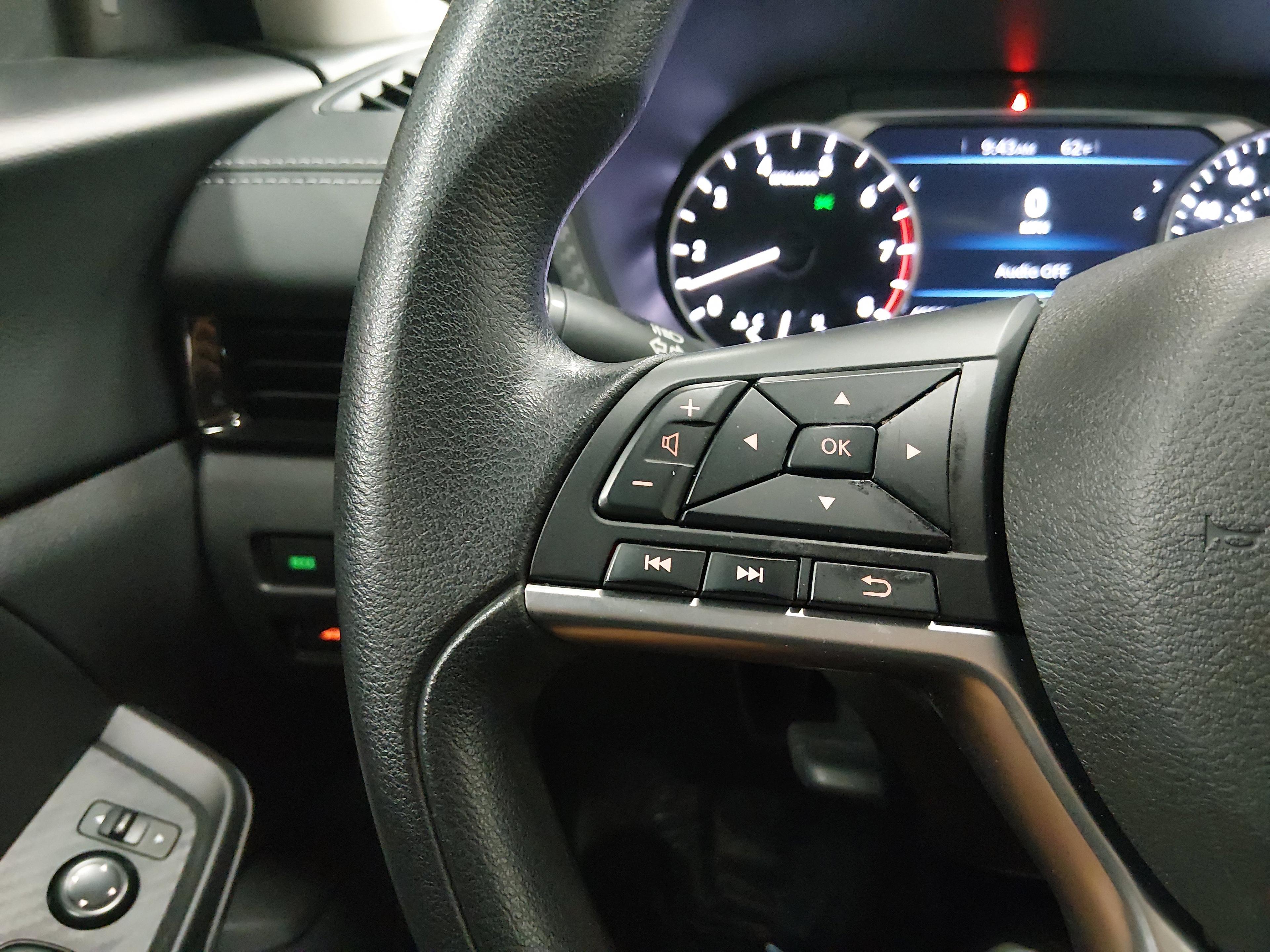 Nissan Sentra Sv Cvt - Thumbnail 12