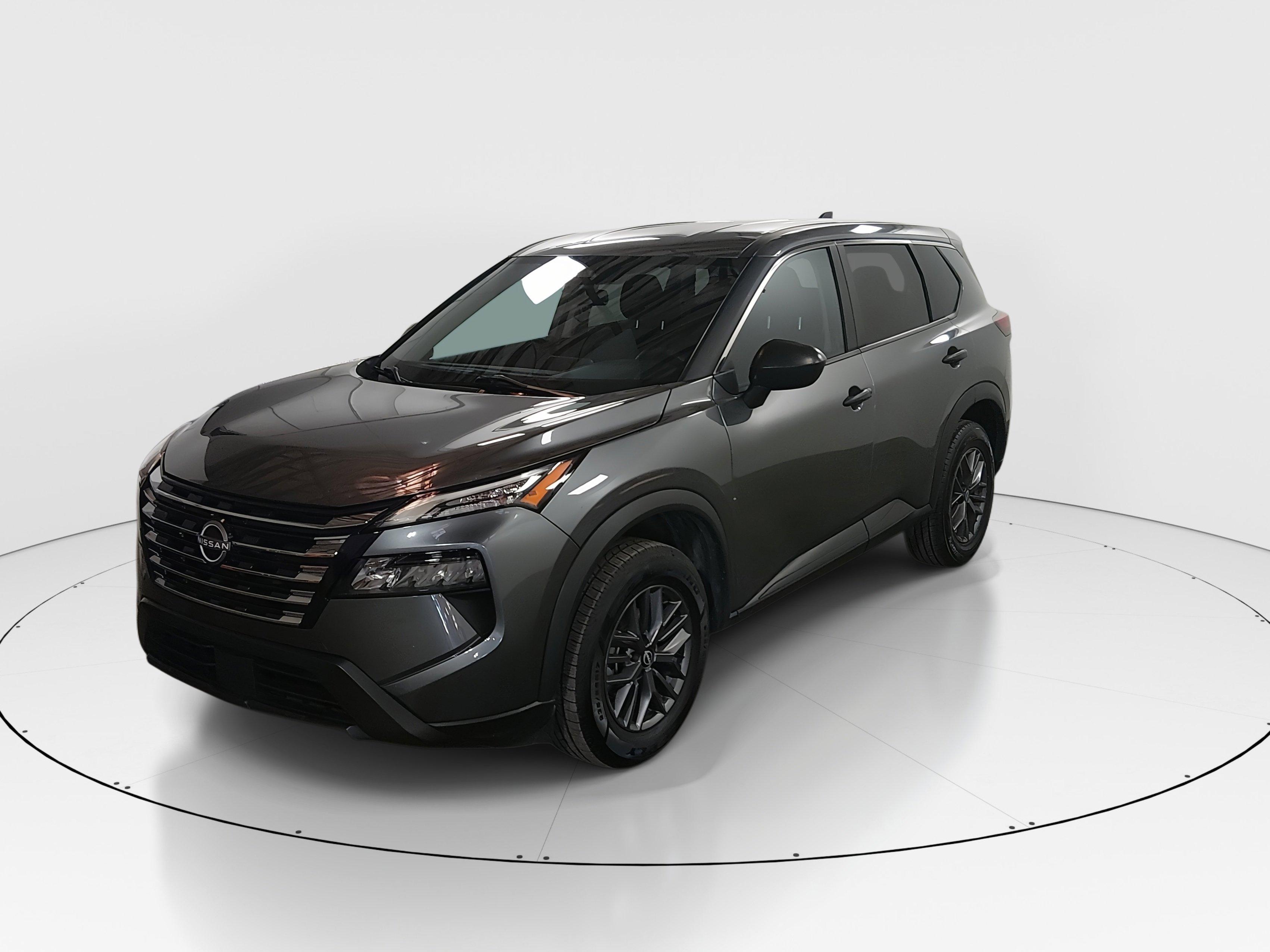 Nissan Rogue Fwd S - Thumbnail 3