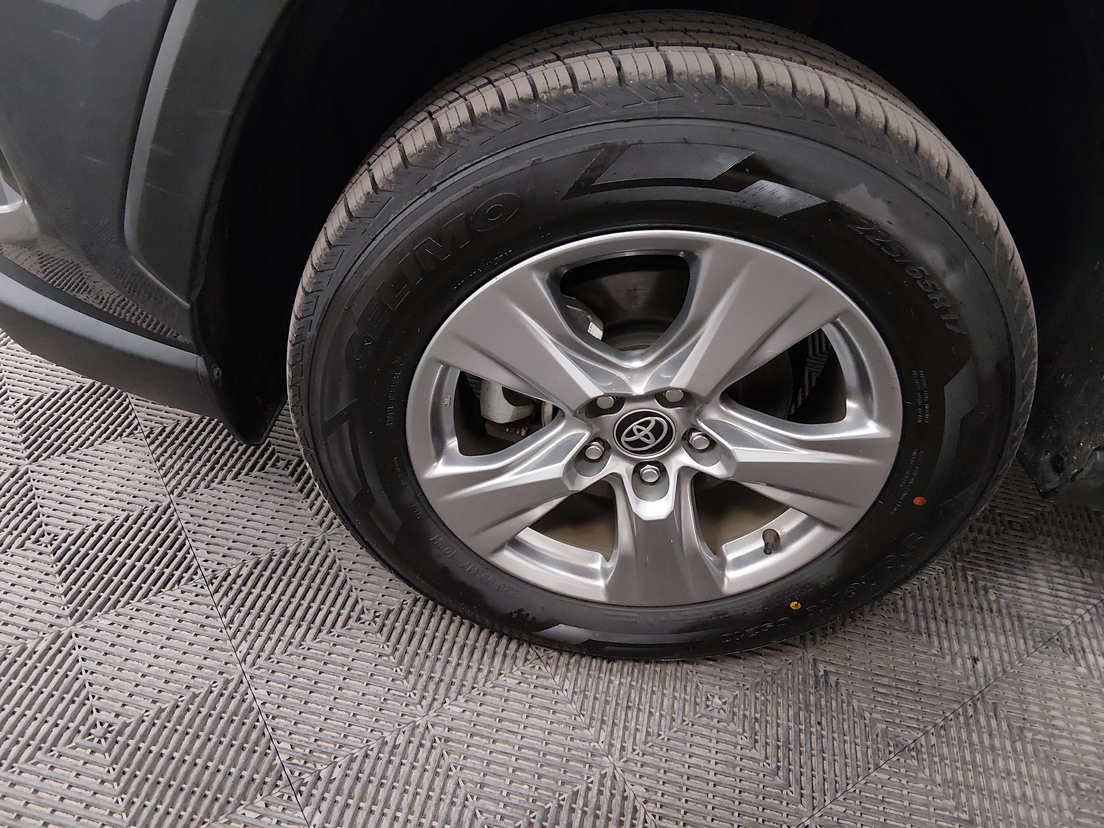 Toyota Rav4 Xle Fwd - Thumbnail 10